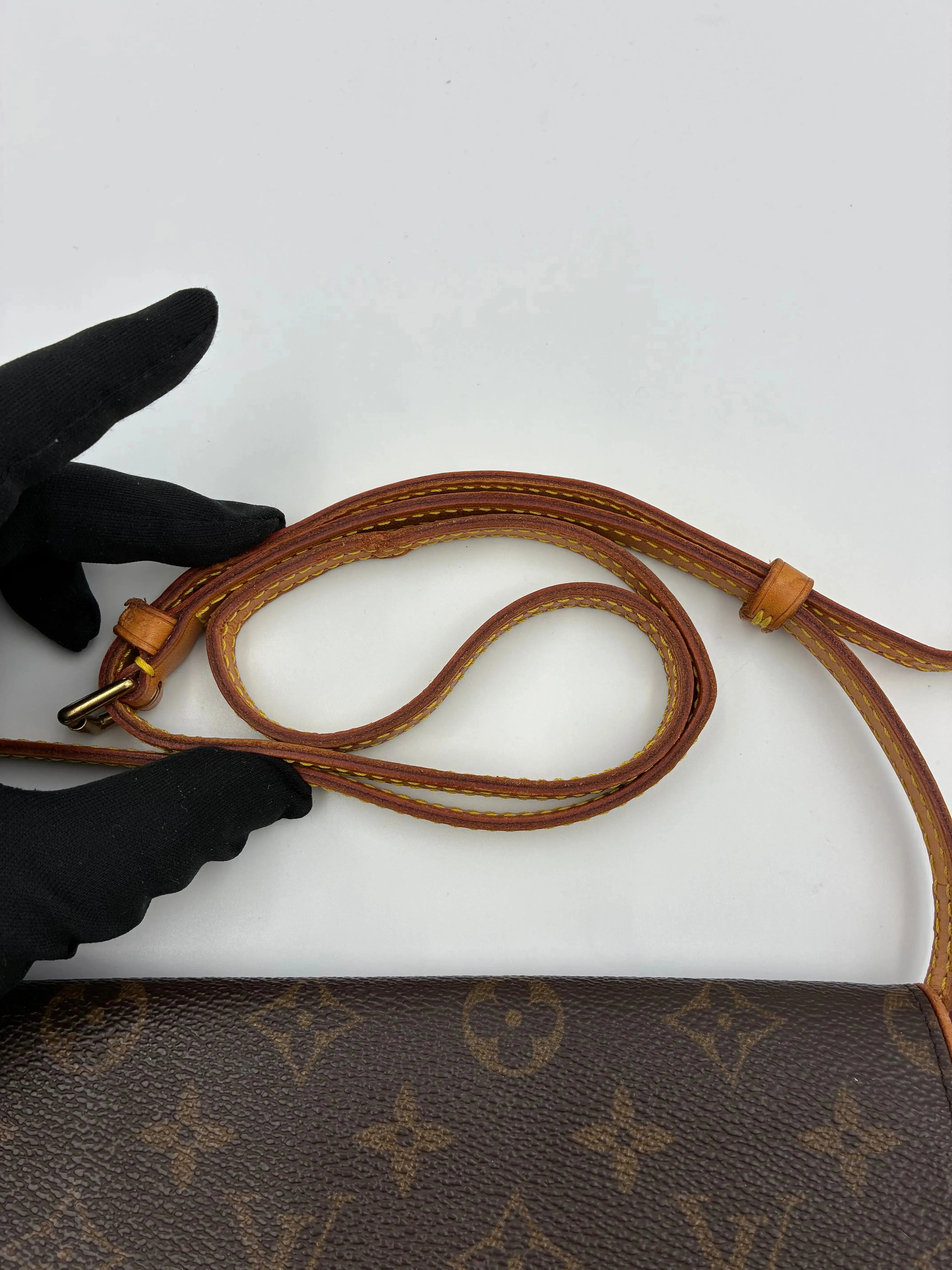 Preloved | Louis Vuitton Monogram Crossbody Pochette Twin GM Louis Vuitton