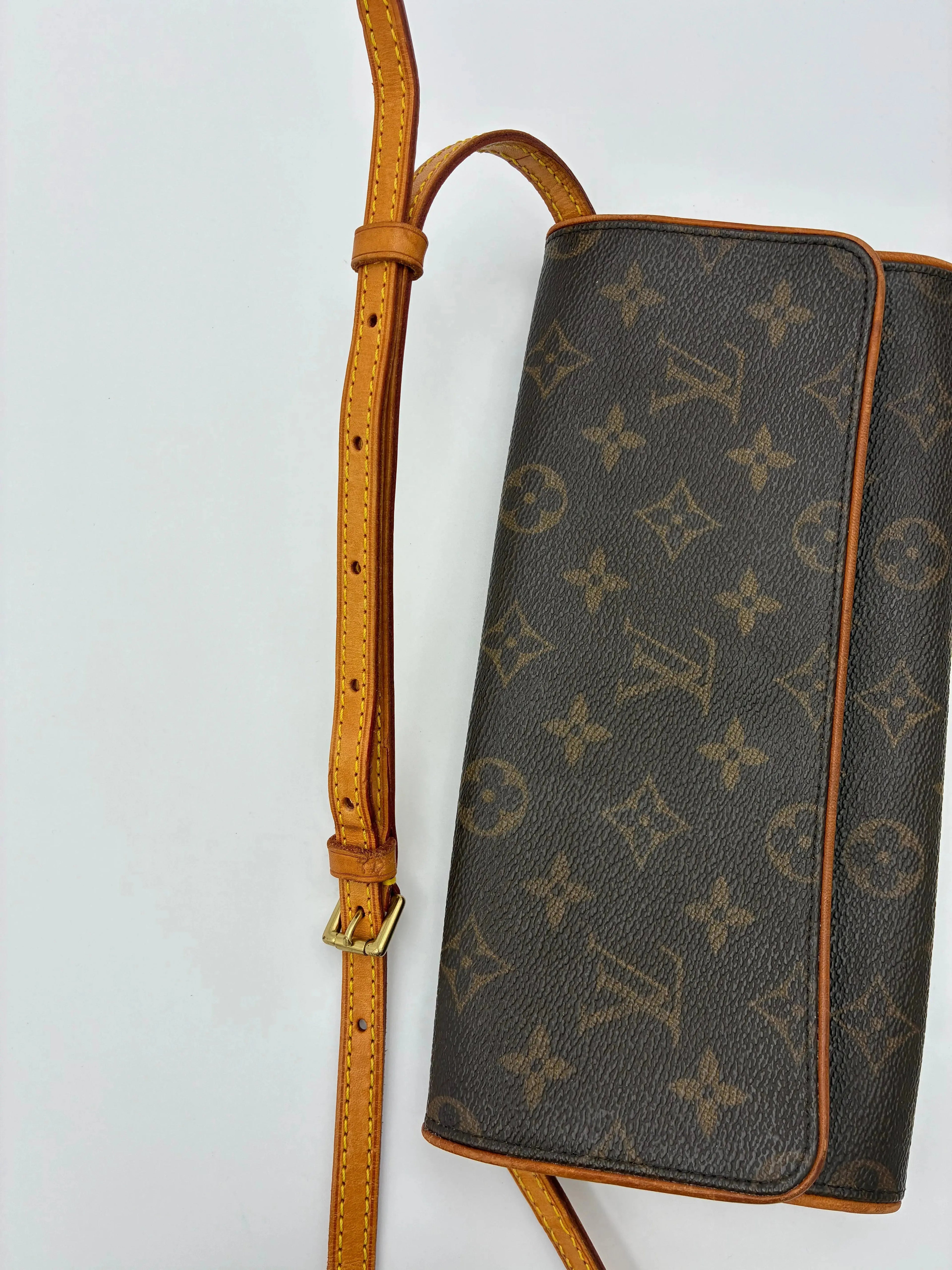 Preloved | Louis Vuitton Monogram Crossbody Pochette Twin GM Louis Vuitton