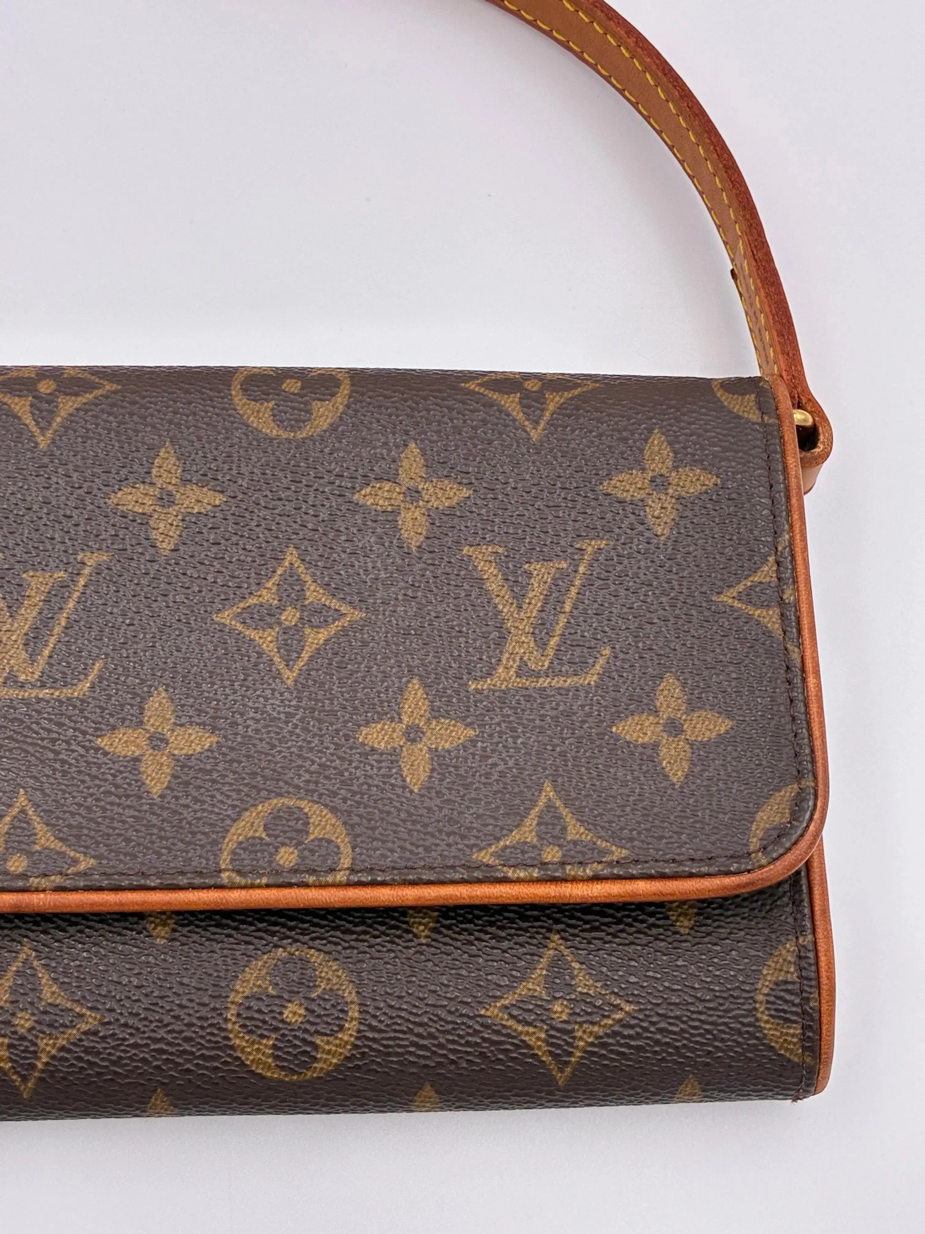 Preloved | Louis Vuitton Monogram Crossbody Pochette Twin GM Louis Vuitton