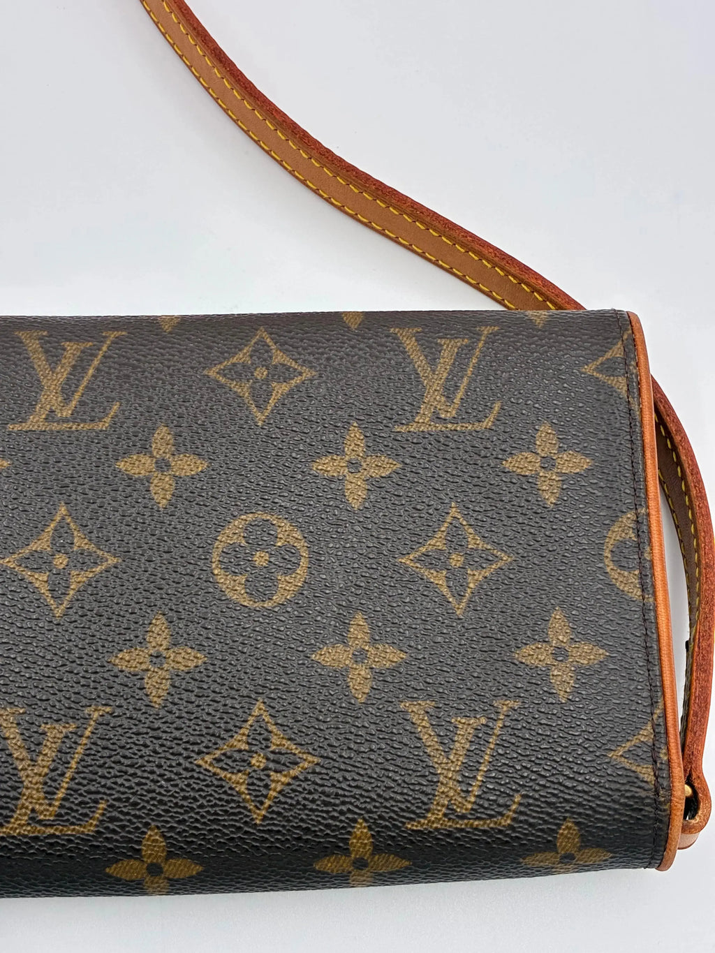 Preloved | Louis Vuitton Monogram Crossbody Pochette Twin GM Louis Vuitton