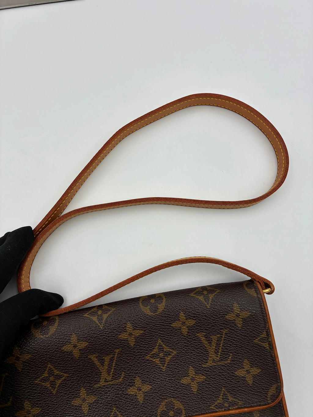 Preloved | Louis Vuitton Monogram Crossbody Pochette Twin GM Louis Vuitton