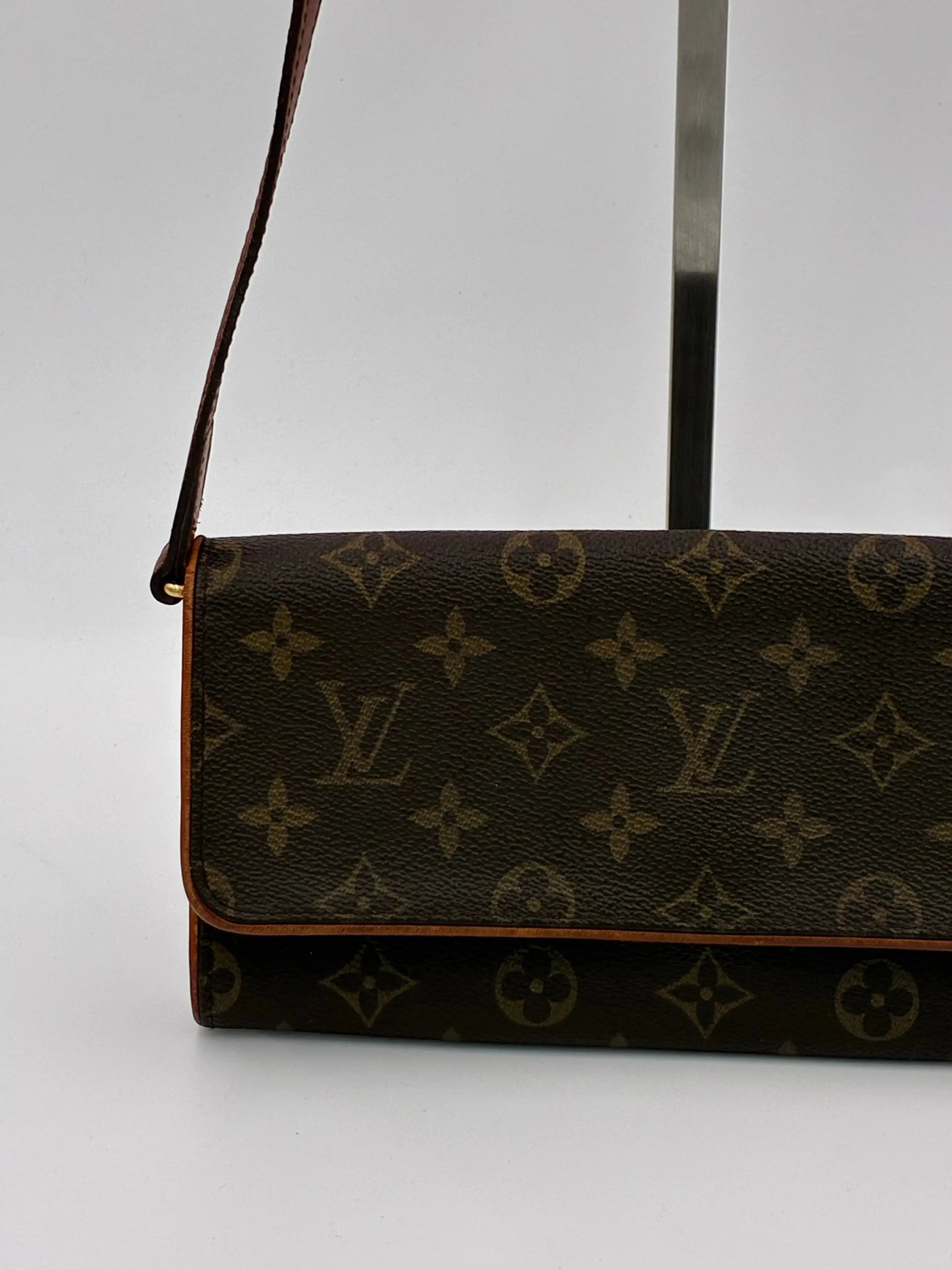 Preloved | Louis Vuitton Monogram Crossbody Pochette Twin GM Louis Vuitton