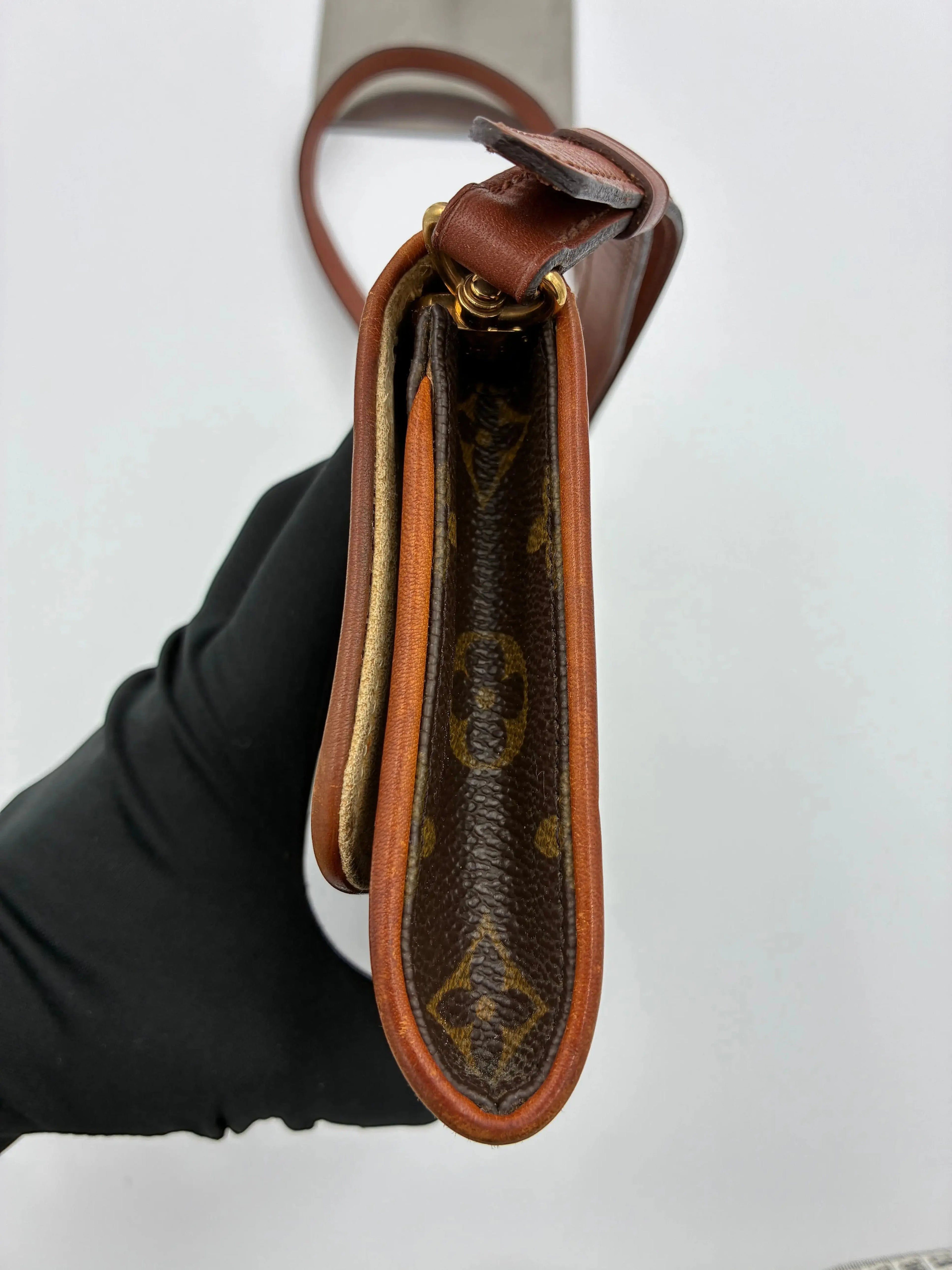 Preloved | Louis Vuitton Monogram Crossbody Pochette Twin GM Louis Vuitton
