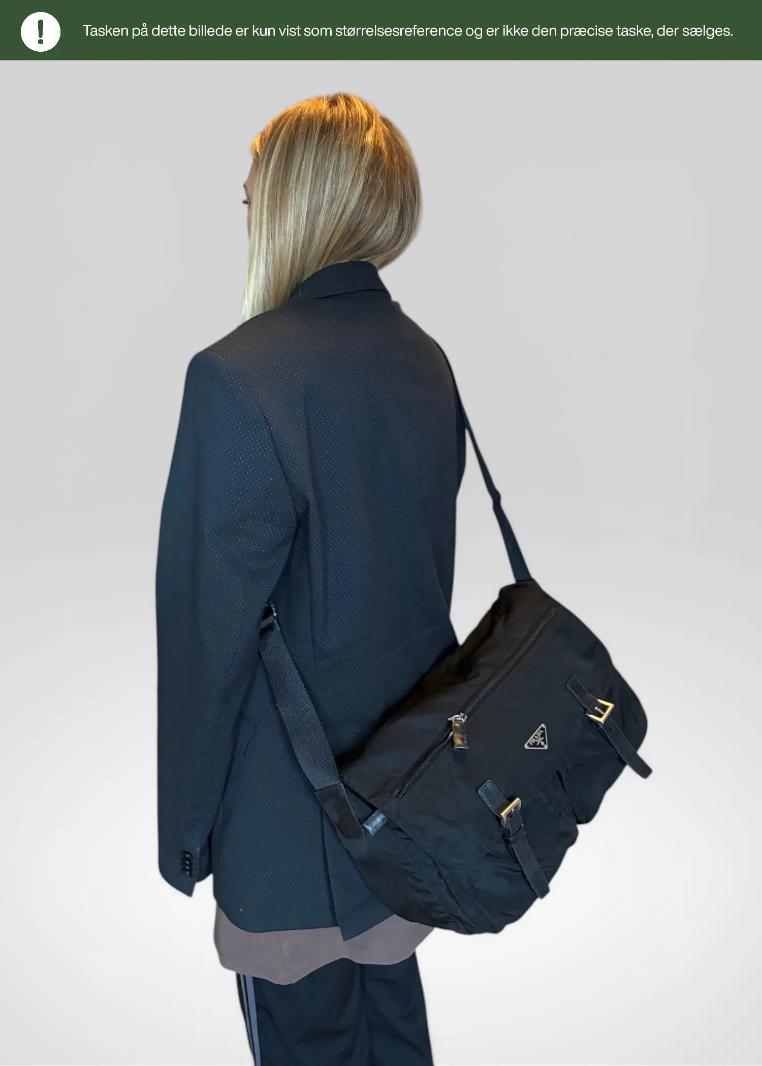 (11172_0023) CHANEL New Travel Line Crossbody Sort (PERSONLIG TASKE) Chanel