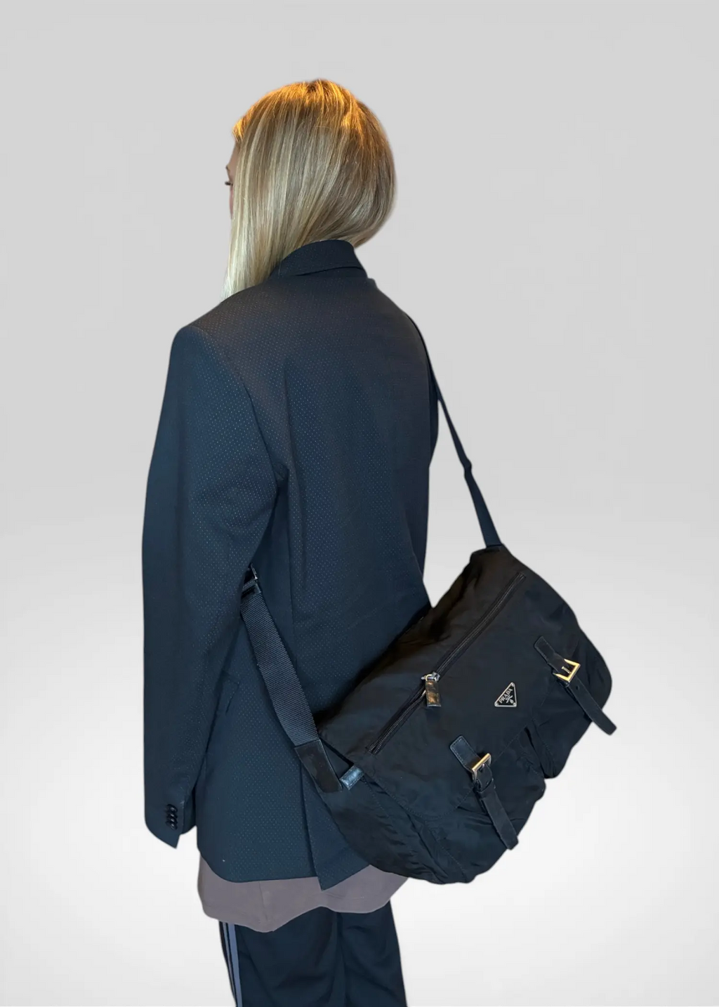 (11174_0418) PRADA Nylon Messenger Crossbody Sort (PERSONLIG TASKE) Prada