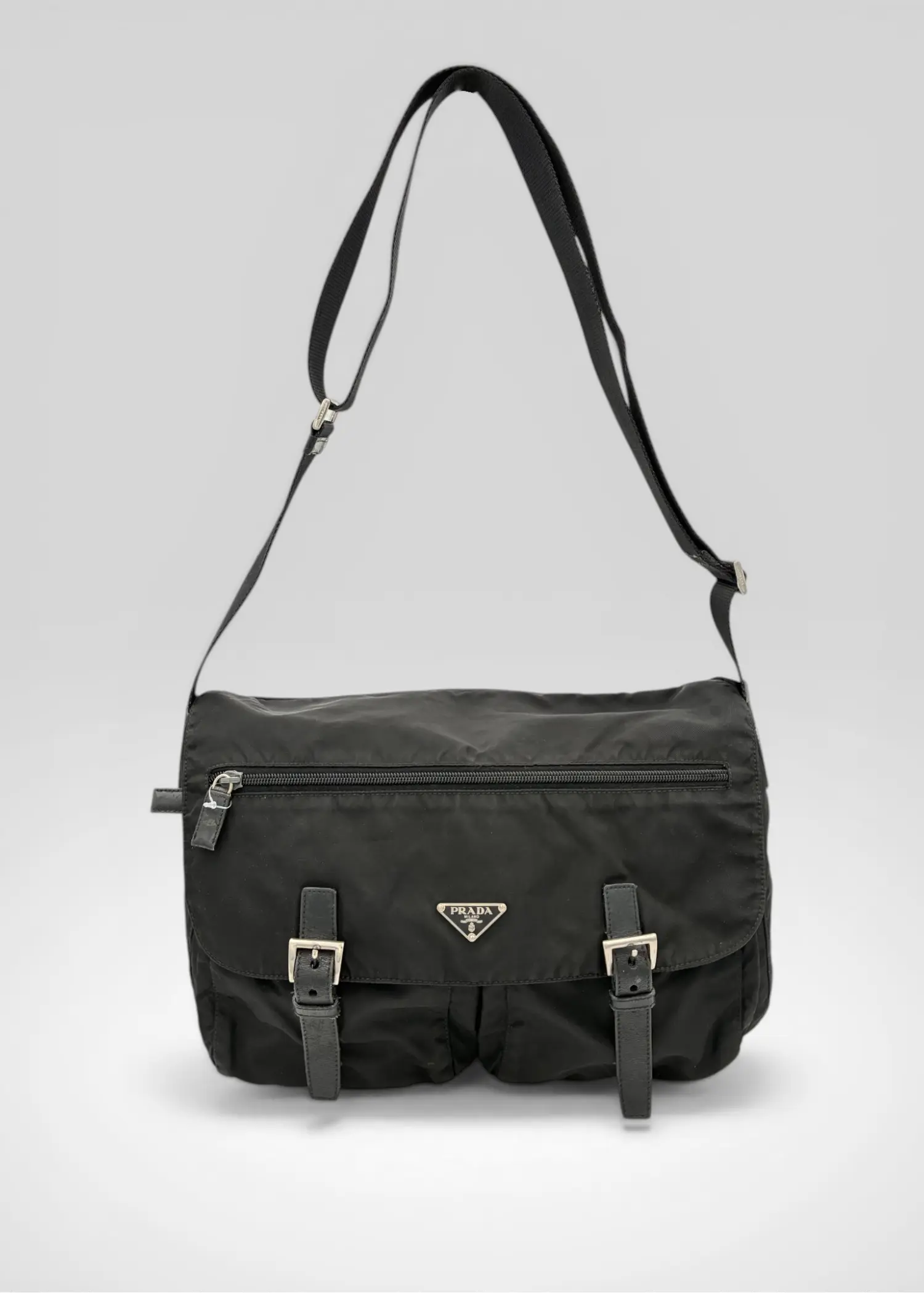 (11174_0418) PRADA Nylon Messenger Crossbody Sort (PERSONLIG TASKE) Prada