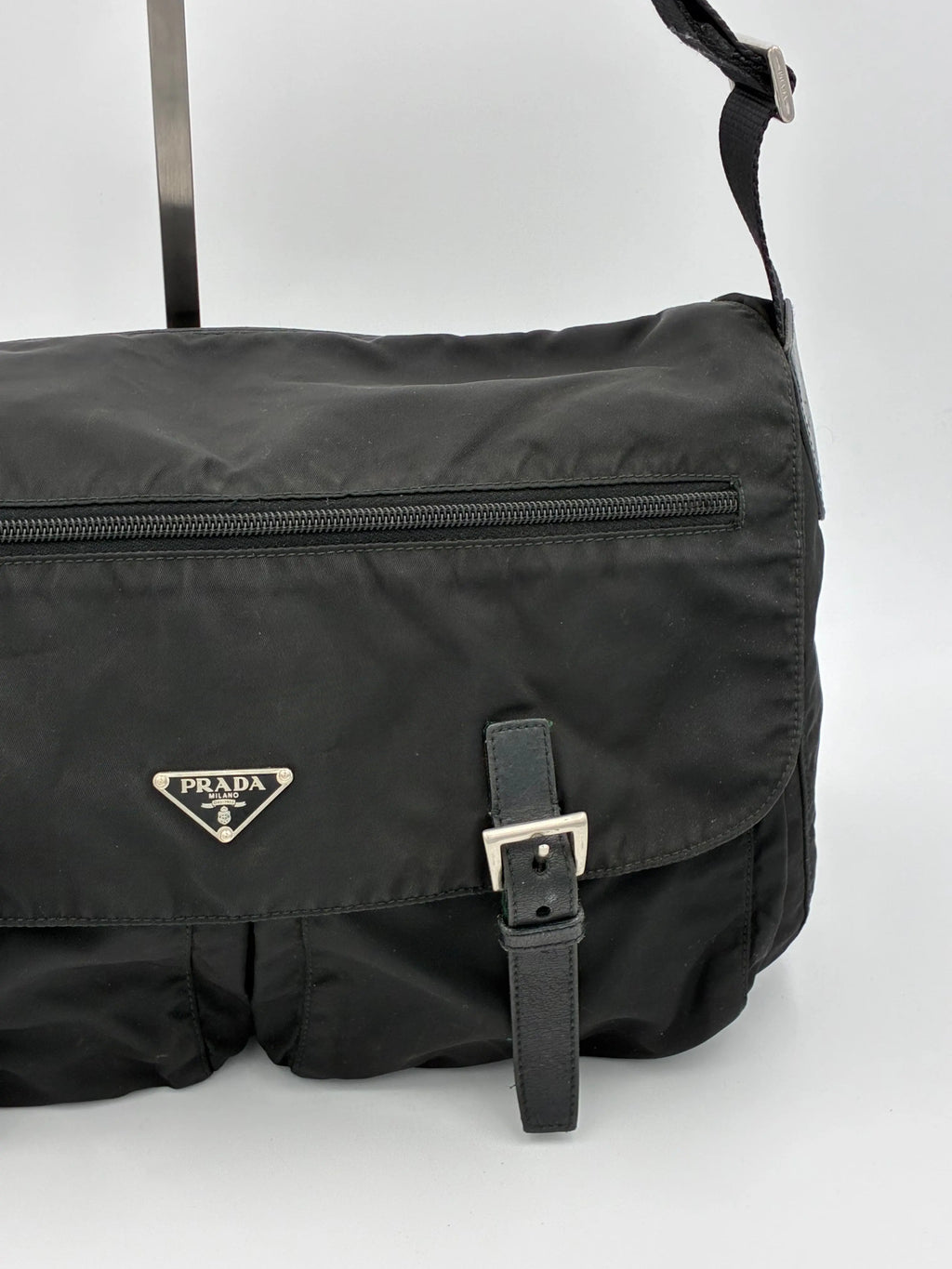 (11174_0418) PRADA Nylon Messenger Crossbody Sort (PERSONLIG TASKE) Prada