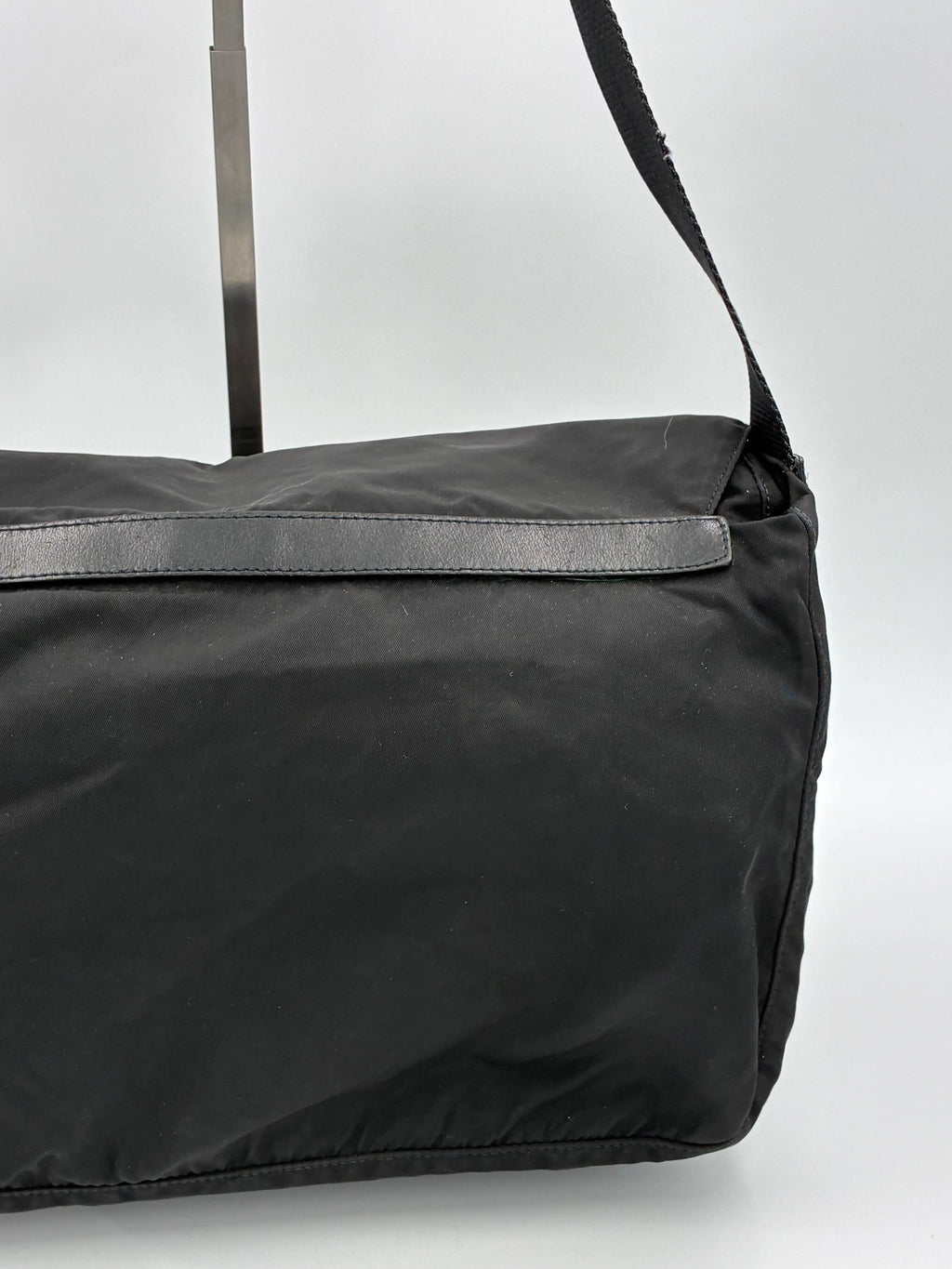 (11174_0418) PRADA Nylon Messenger Crossbody Sort (PERSONLIG TASKE) Prada