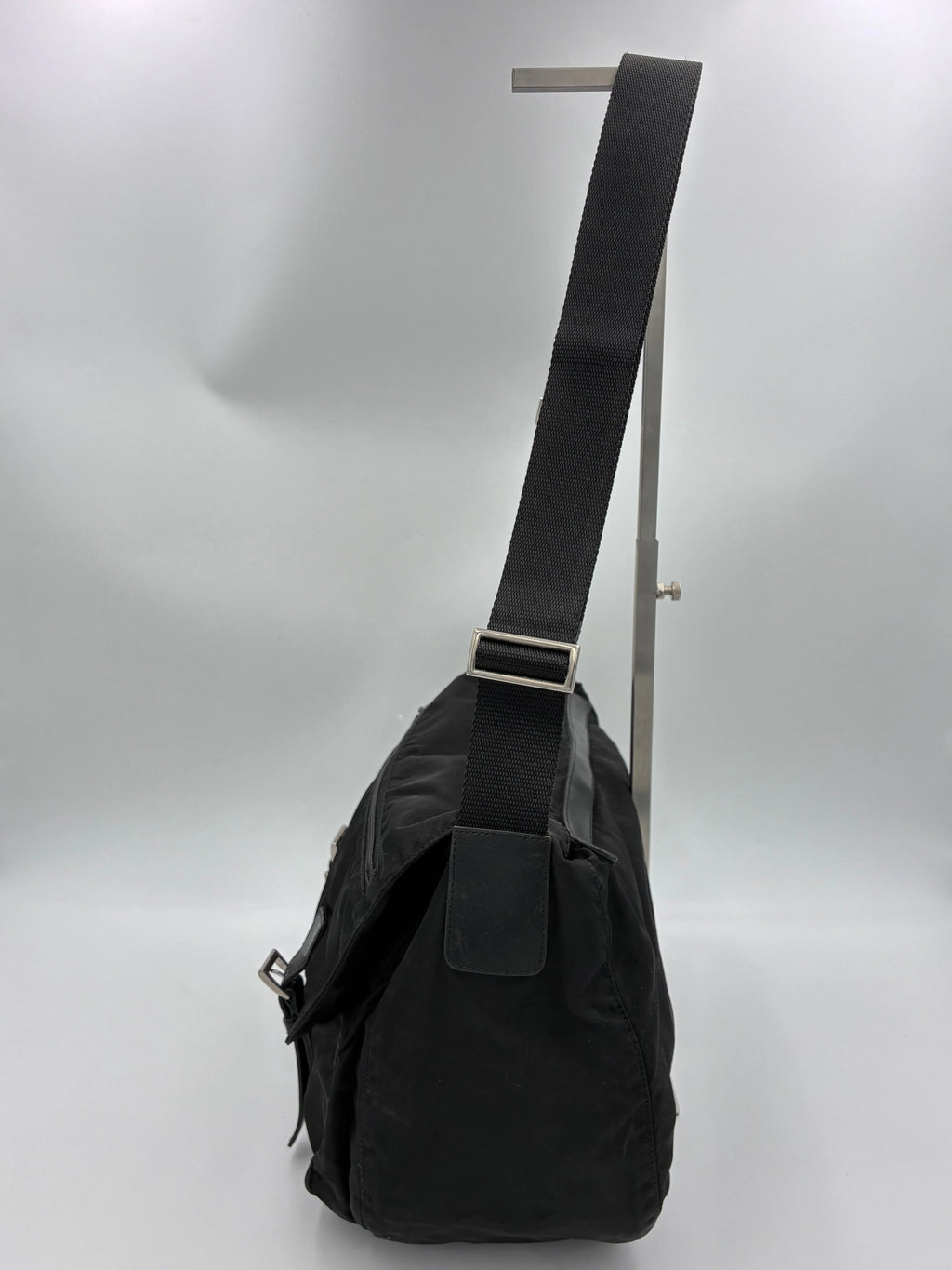 (11174_0418) PRADA Nylon Messenger Crossbody Sort (PERSONLIG TASKE) Prada
