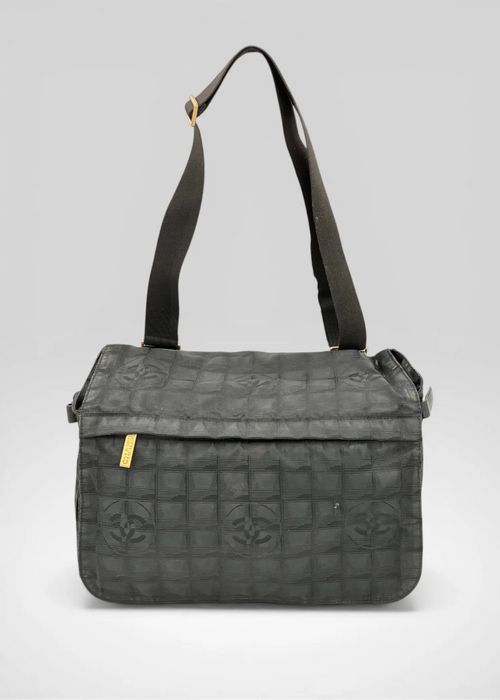 (11172_0023) CHANEL New Travel Line Crossbody Sort (PERSONLIG TASKE) Chanel