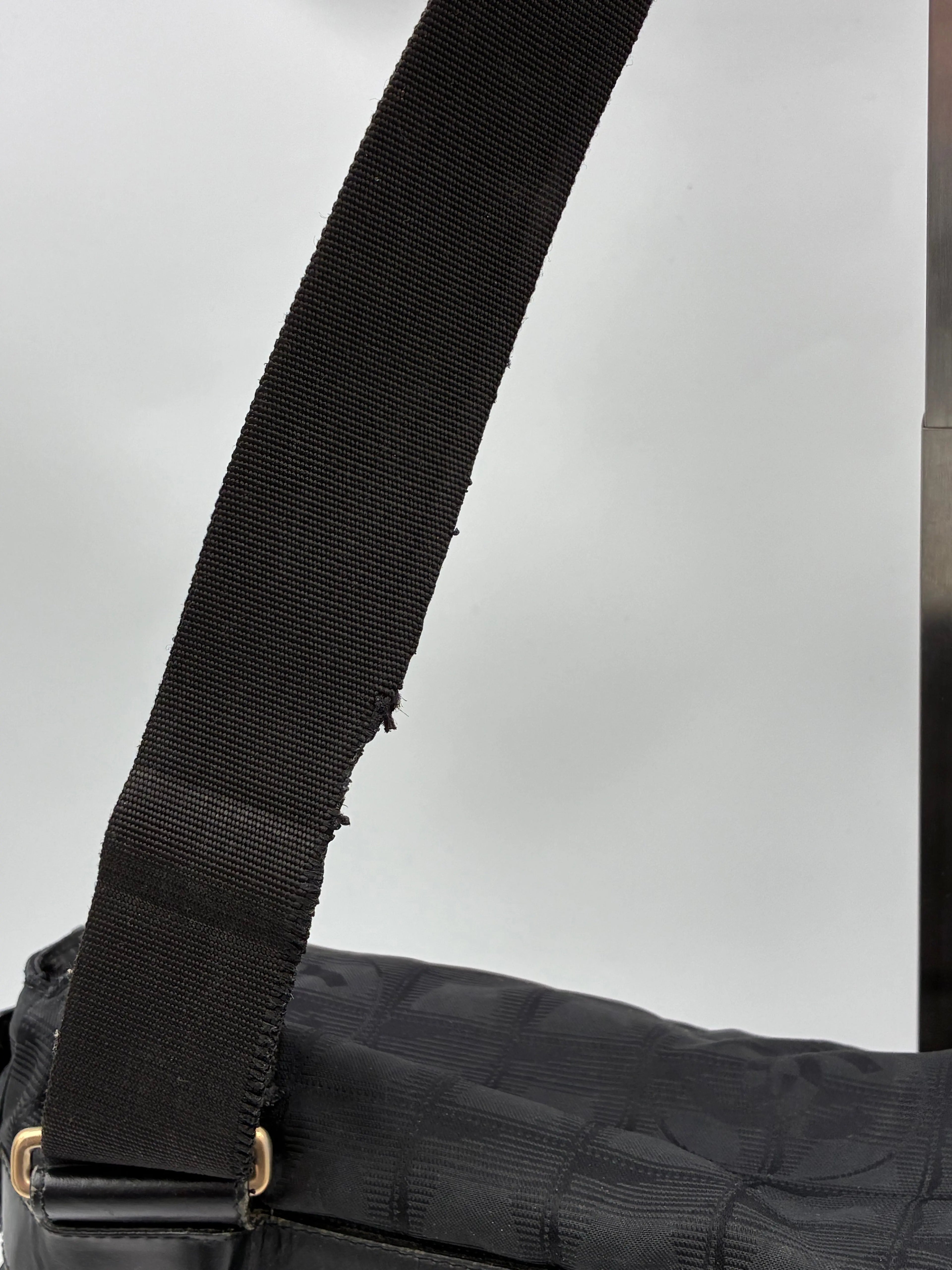 (11172_0023) CHANEL New Travel Line Crossbody Sort (PERSONLIG TASKE) Chanel