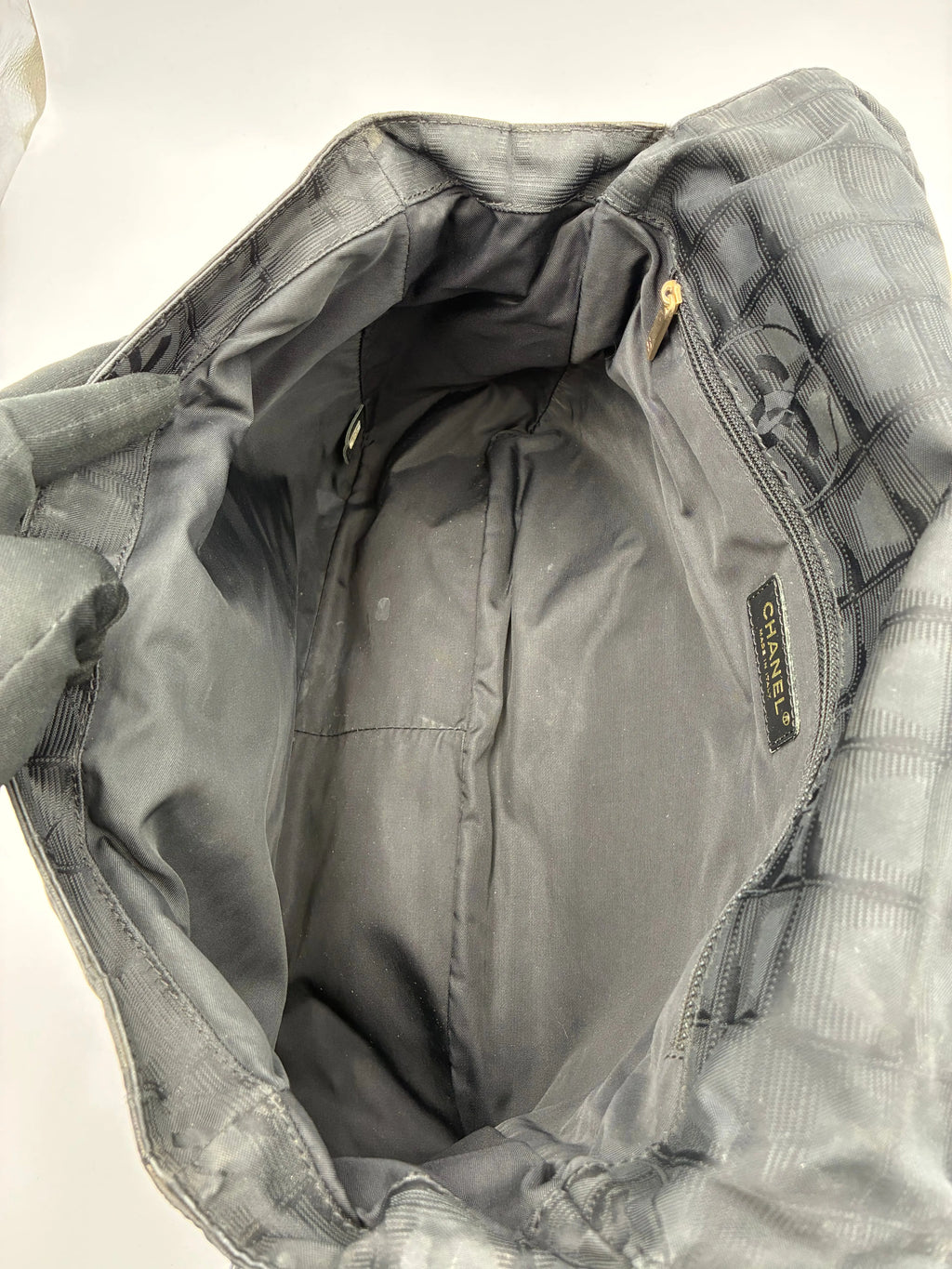 (11172_0023) CHANEL New Travel Line Crossbody Sort (PERSONLIG TASKE) Chanel