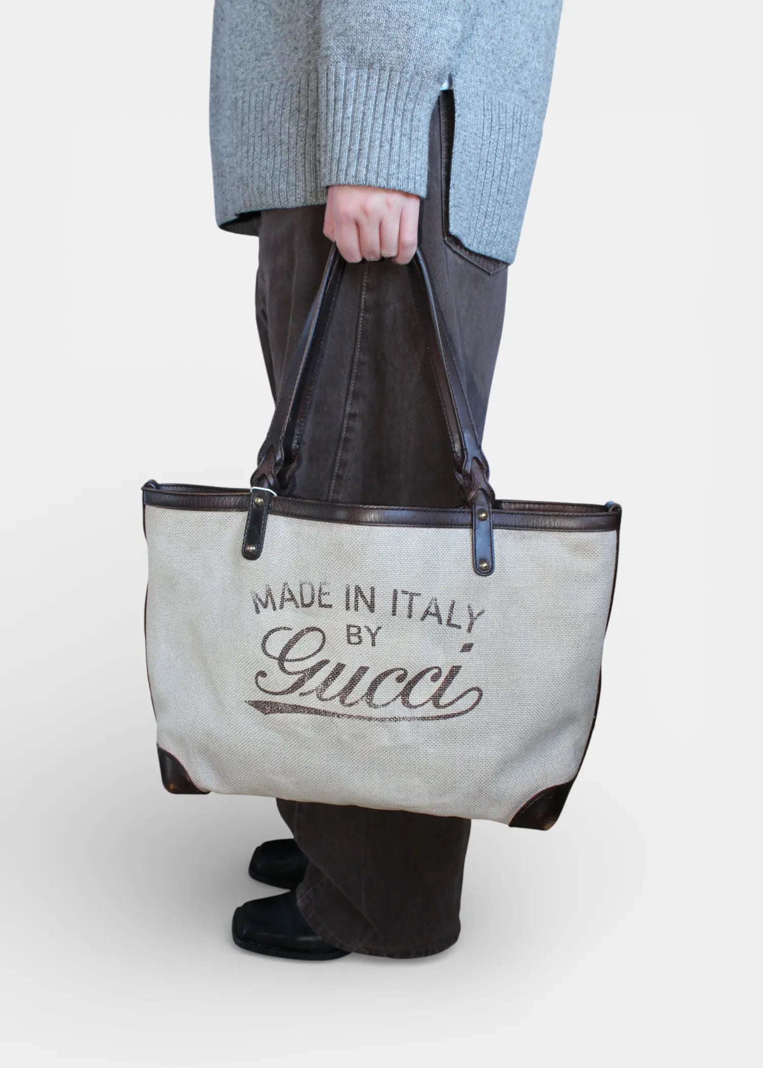 Preloved | Gucci GG Hvid Canvas Totebag 'Made In Italy' med Pouch