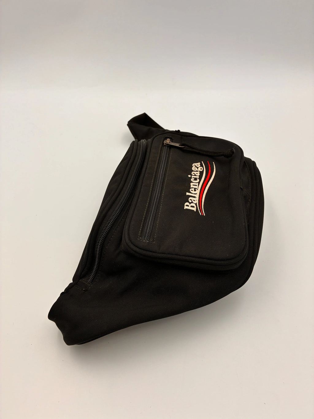 Preloved | Balenciaga Political Logo Bæltetaske i Sort Nylon Balenciaga