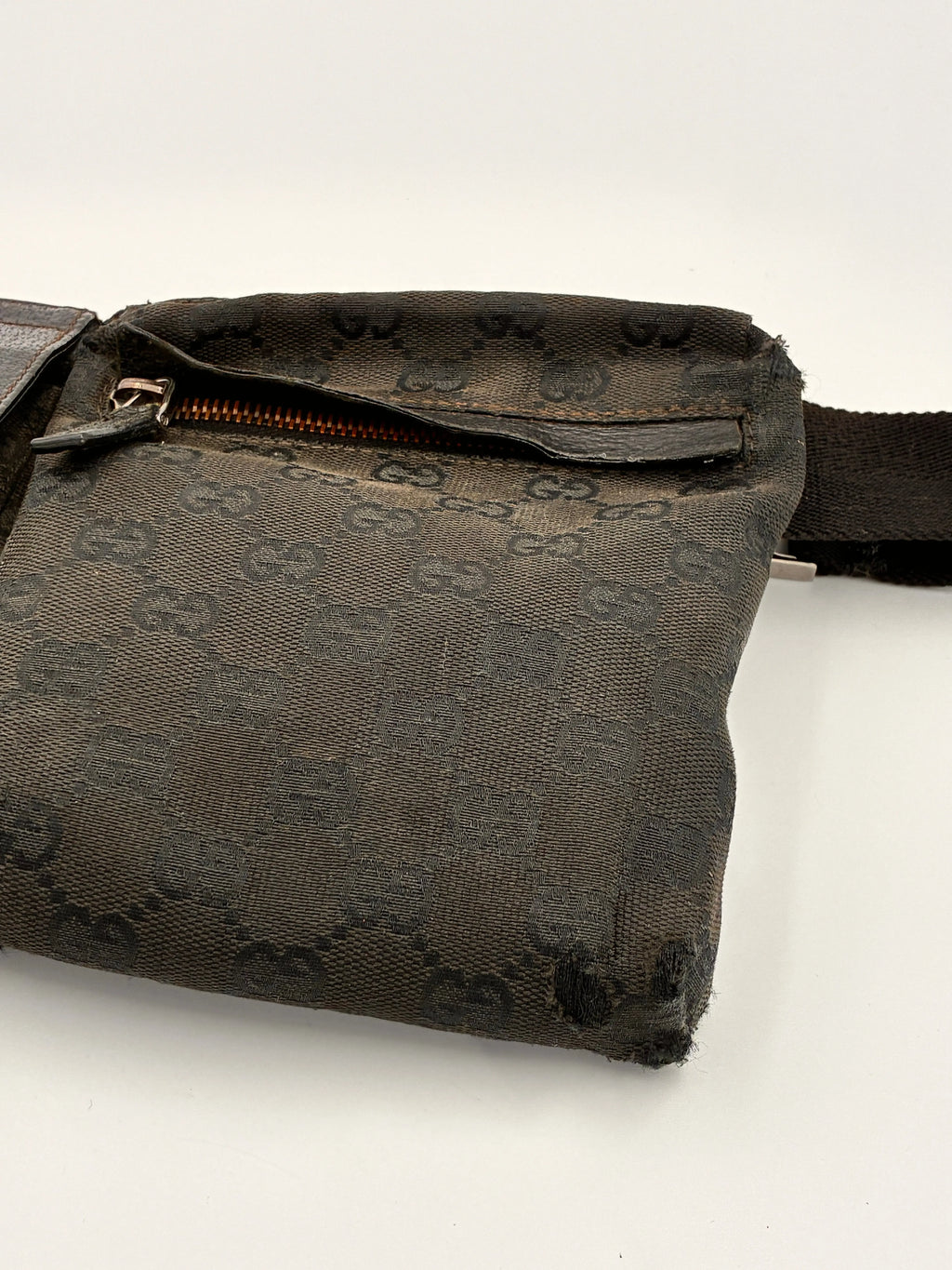 Preloved | Gucci Monogram Bæltetaske i Sort Canvas 2 Gucci
