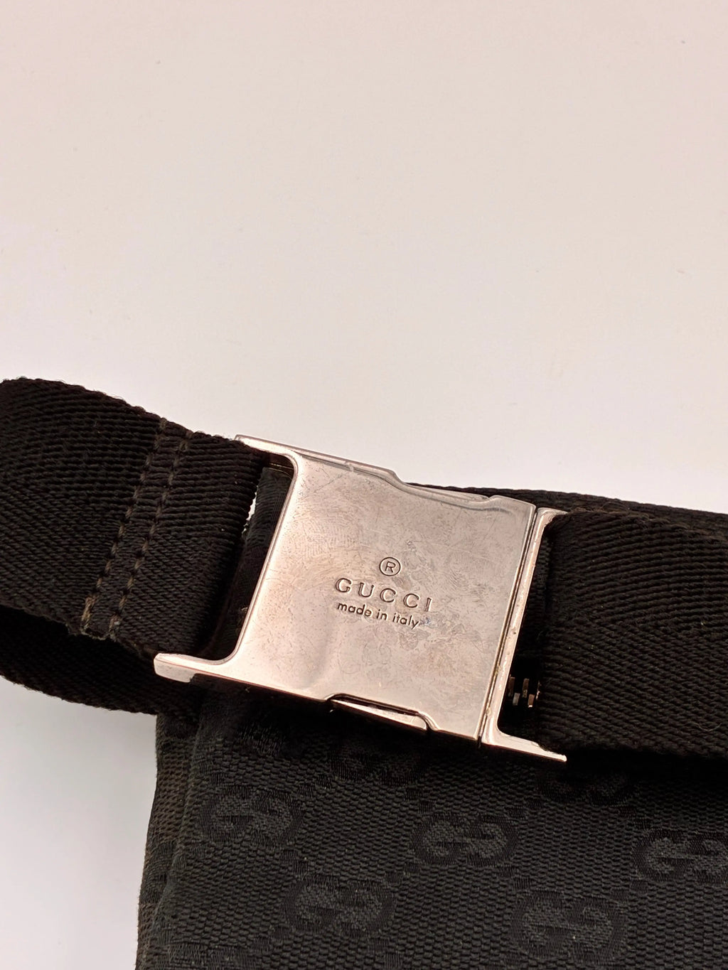 Preloved | Gucci Monogram Bæltetaske i Sort Canvas 2 Gucci