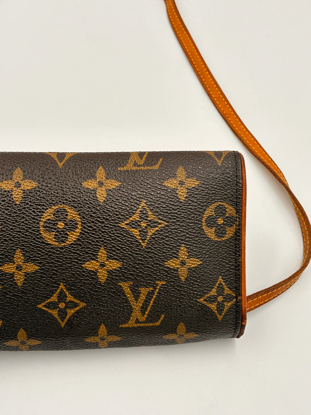 Preloved | Louis Vuitton Monogram Crossbody Pochette Twin PM Louis Vuitton