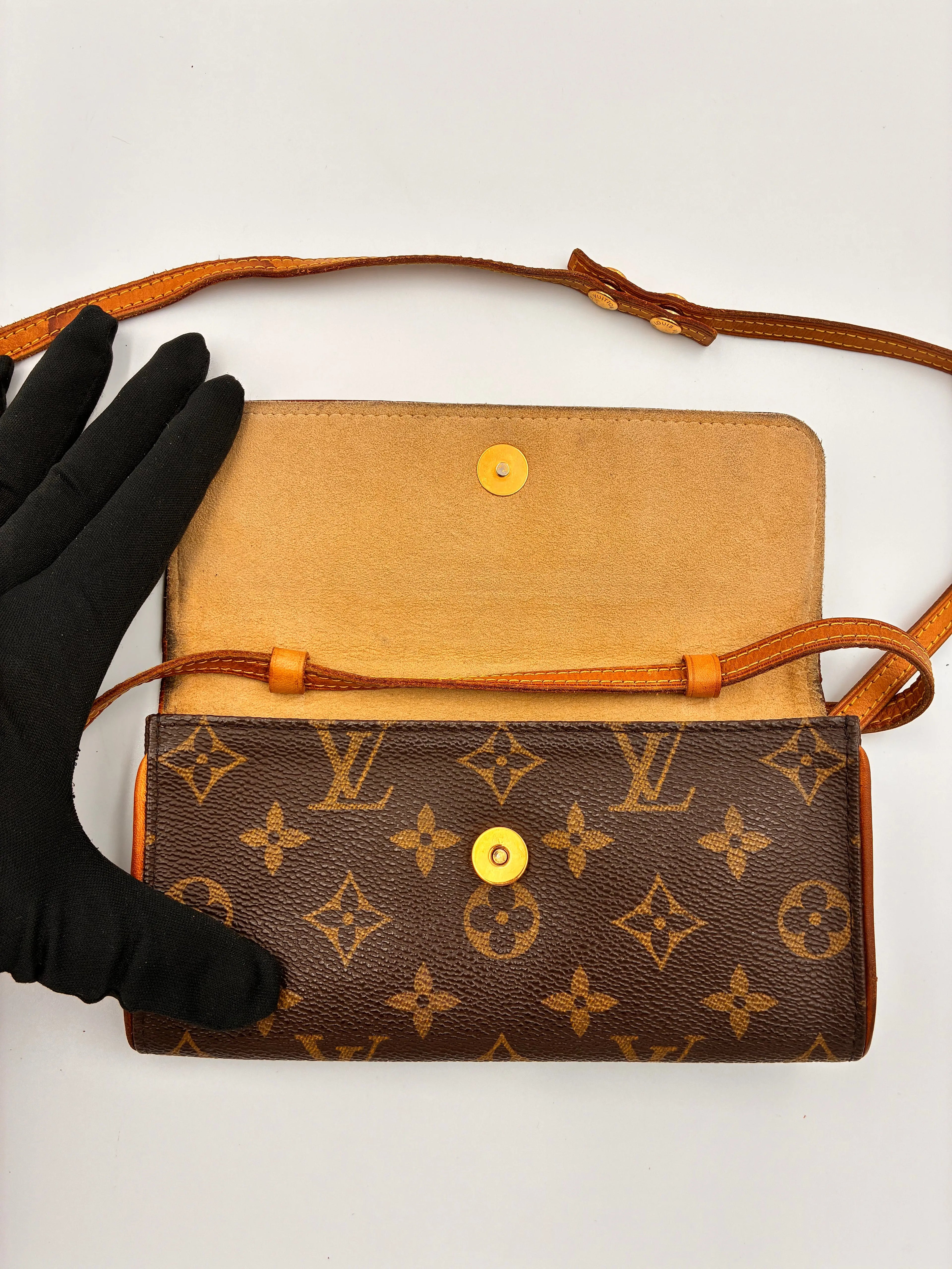 Preloved | Louis Vuitton Monogram Crossbody Pochette Twin PM Louis Vuitton