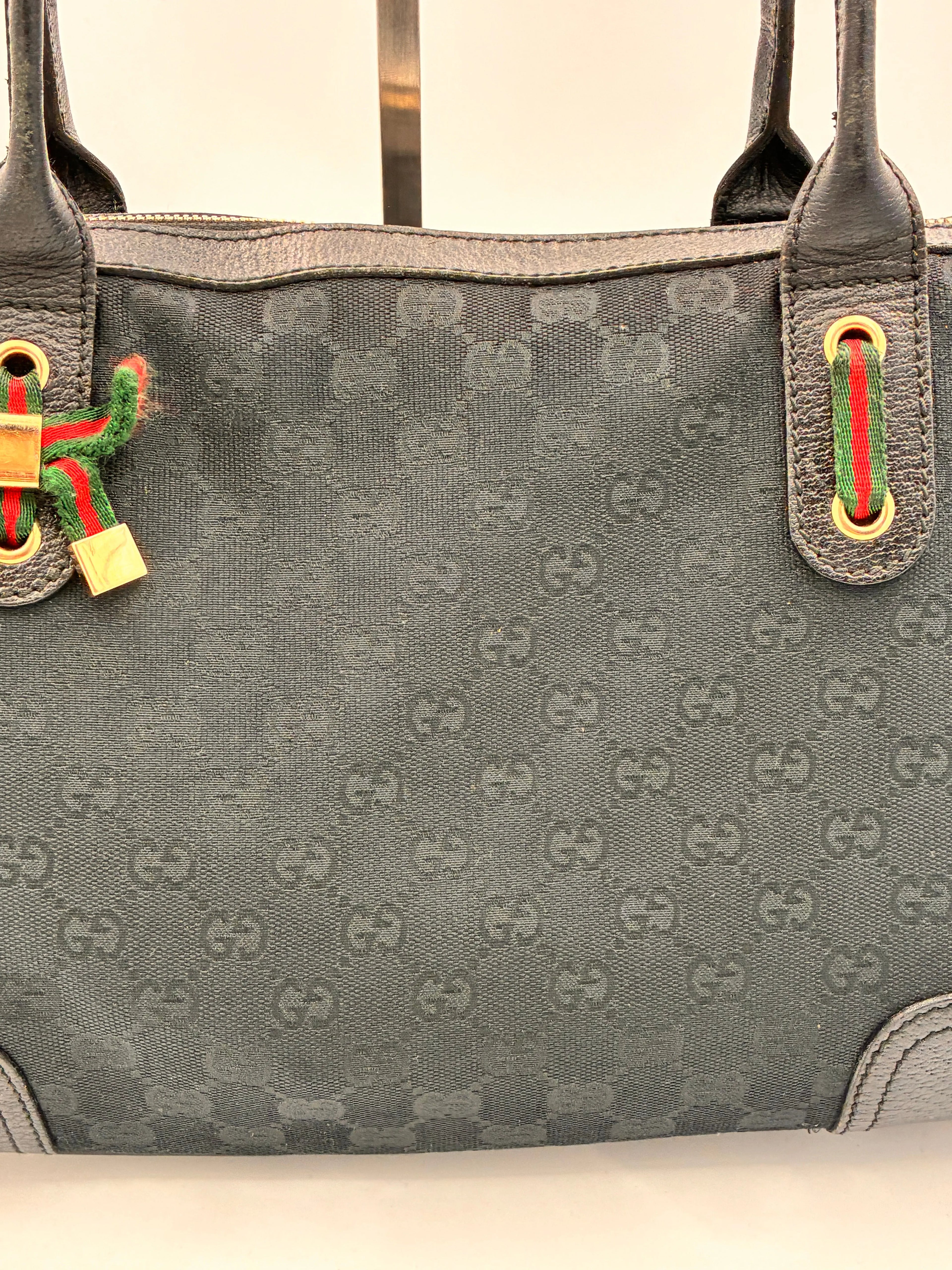 Preloved | Gucci Monogram Princy Skuldertaske i Sort Canvas m. Grøn & Rød Sløjfe Gucci