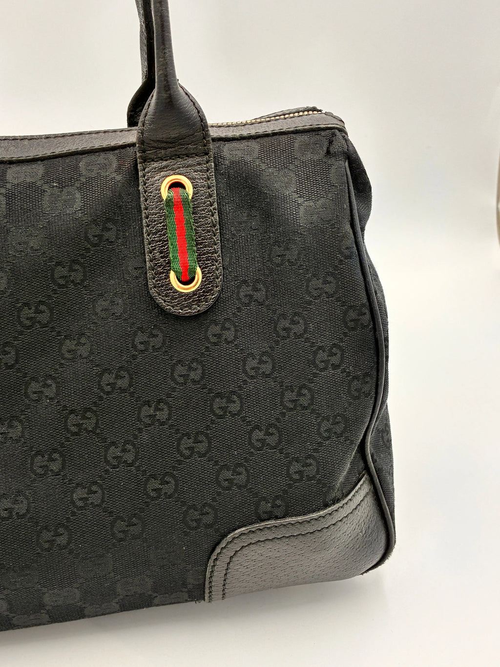 Preloved | Gucci Monogram Princy Skuldertaske i Sort Canvas m. Grøn & Rød Sløjfe Gucci