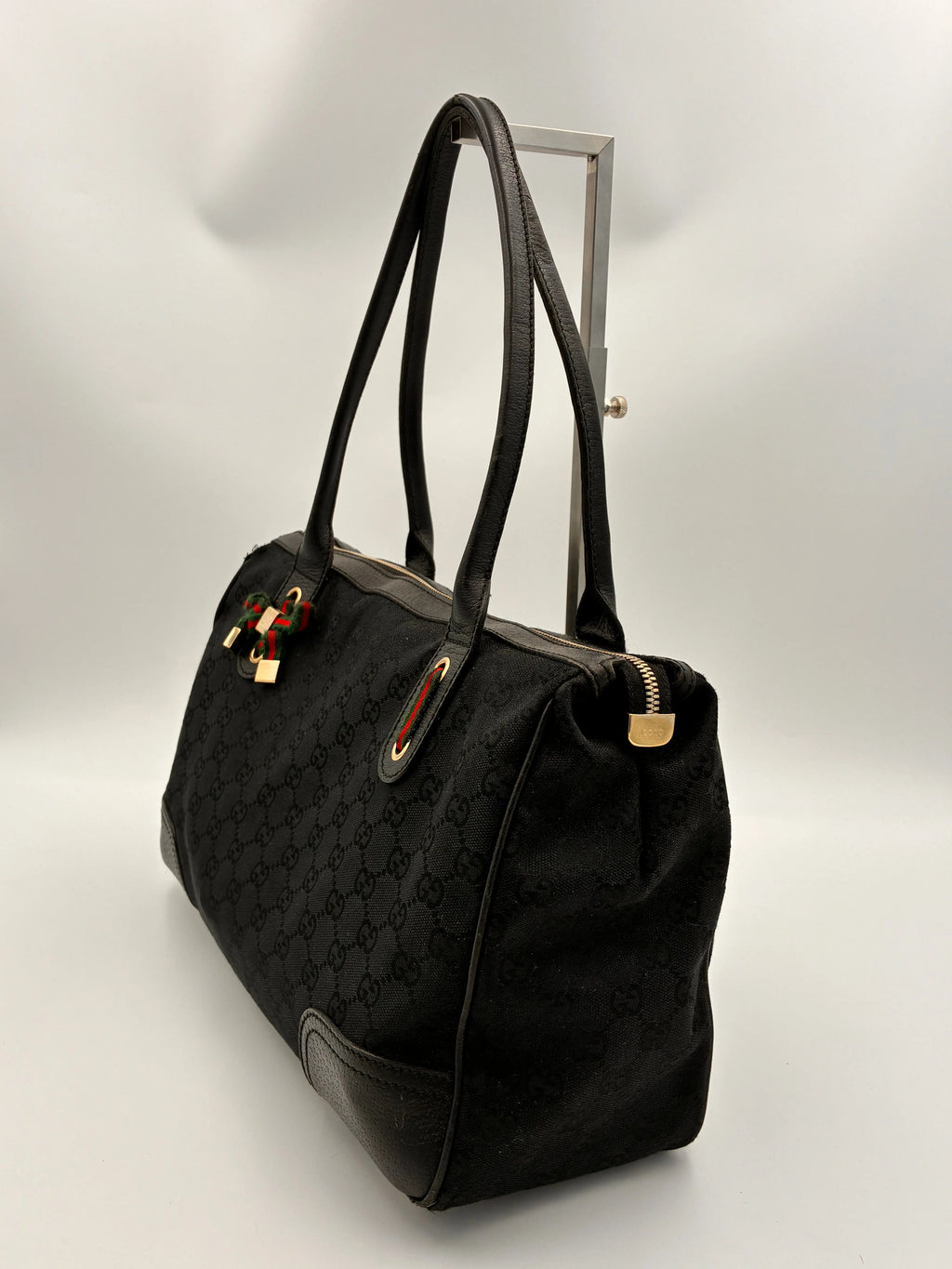 Preloved | Gucci Monogram Princy Skuldertaske i Sort Canvas m. Grøn & Rød Sløjfe Gucci