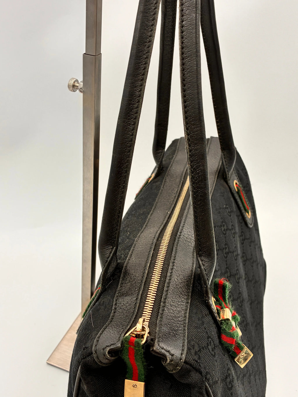 Preloved | Gucci Monogram Princy Skuldertaske i Sort Canvas m. Grøn & Rød Sløjfe Gucci