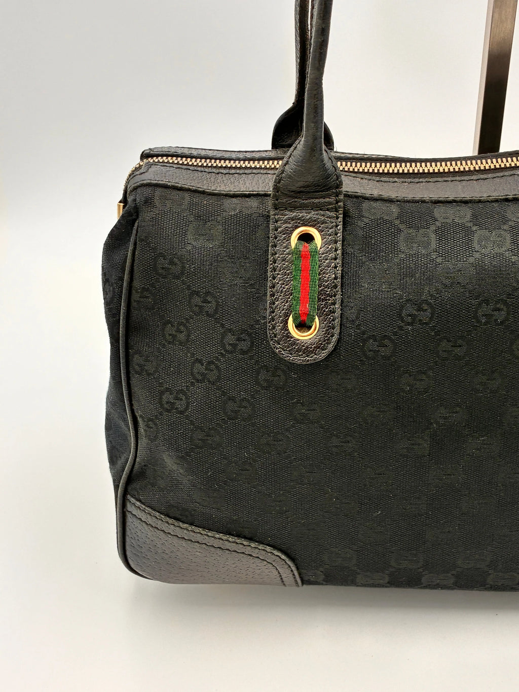 Preloved | Gucci Monogram Princy Skuldertaske i Sort Canvas m. Grøn & Rød Sløjfe Gucci