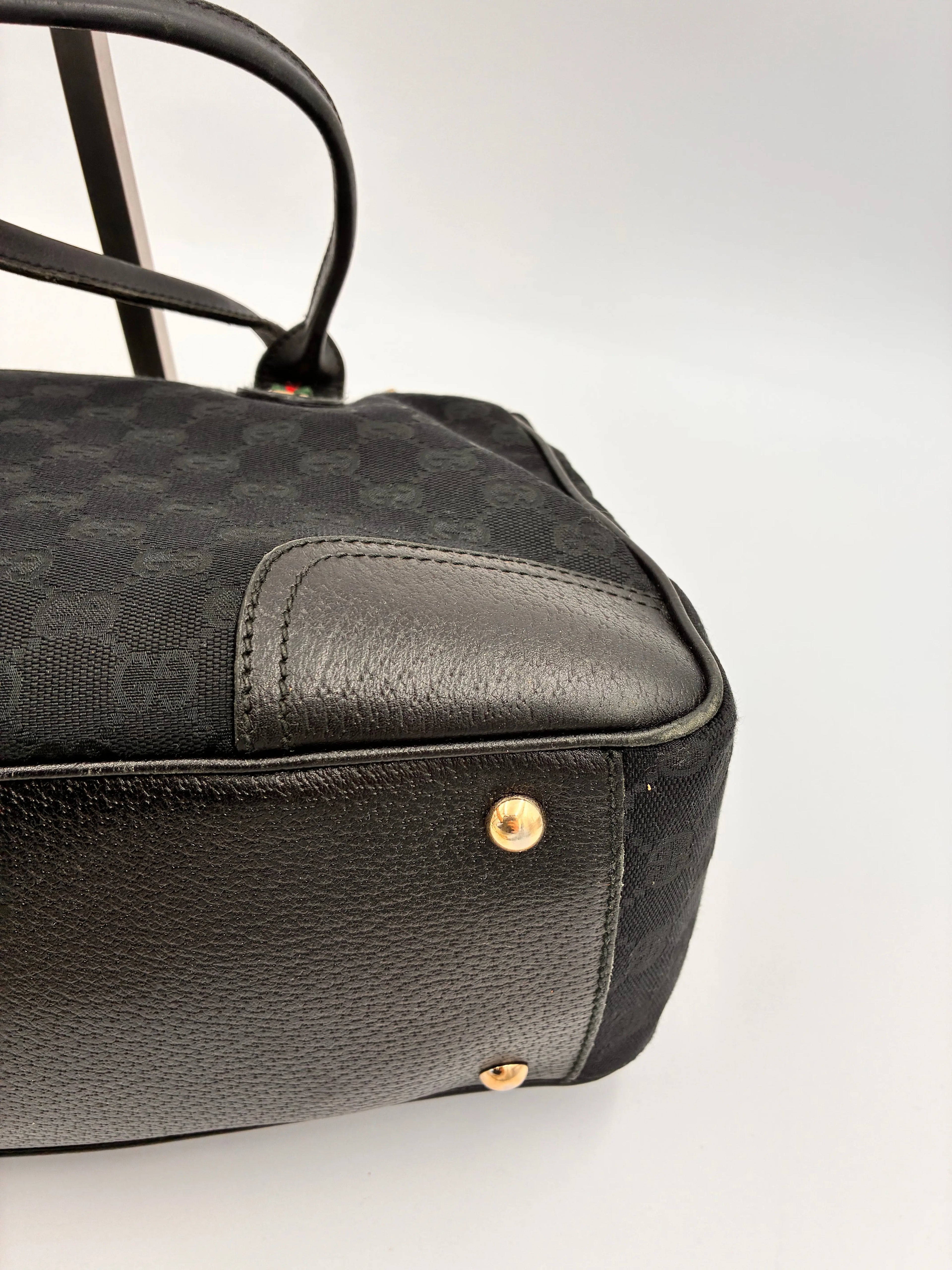 Preloved | Gucci Monogram Princy Skuldertaske i Sort Canvas m. Grøn & Rød Sløjfe Gucci