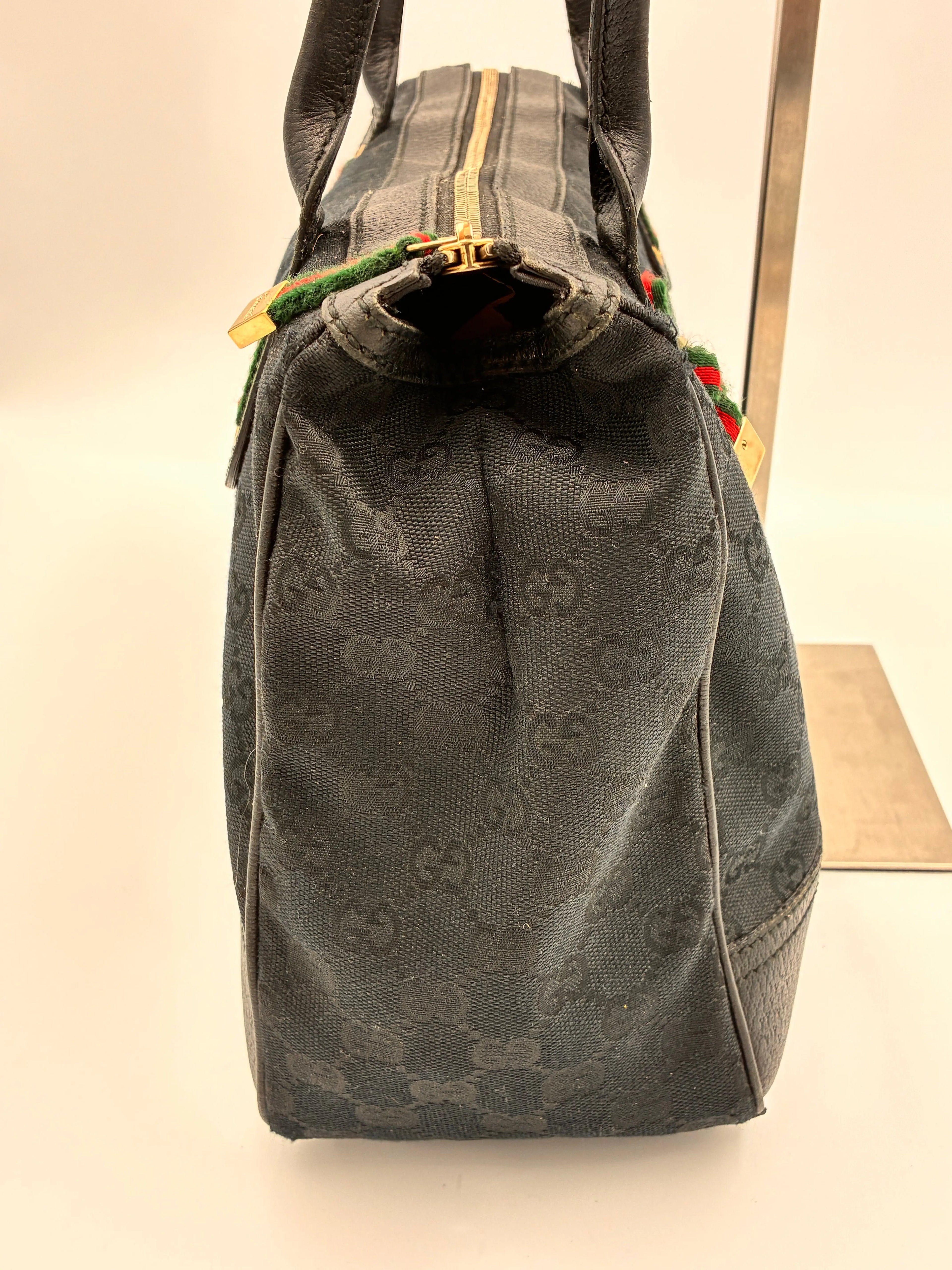 Preloved | Gucci Monogram Princy Skuldertaske i Sort Canvas m. Grøn & Rød Sløjfe Gucci