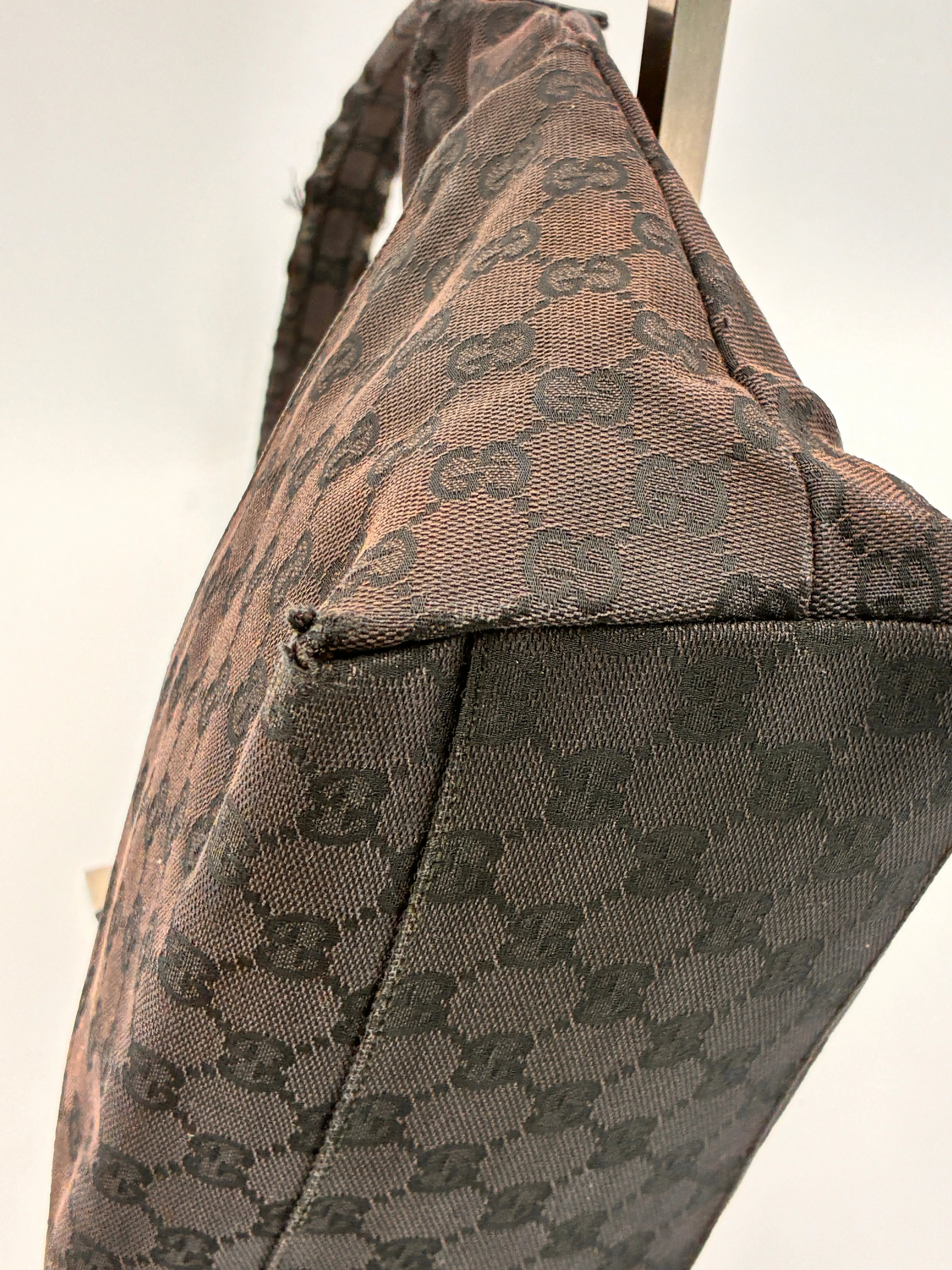 Preloved | Gucci Monogram Hobo Skuldertaske i Sort Canvas 2 Gucci