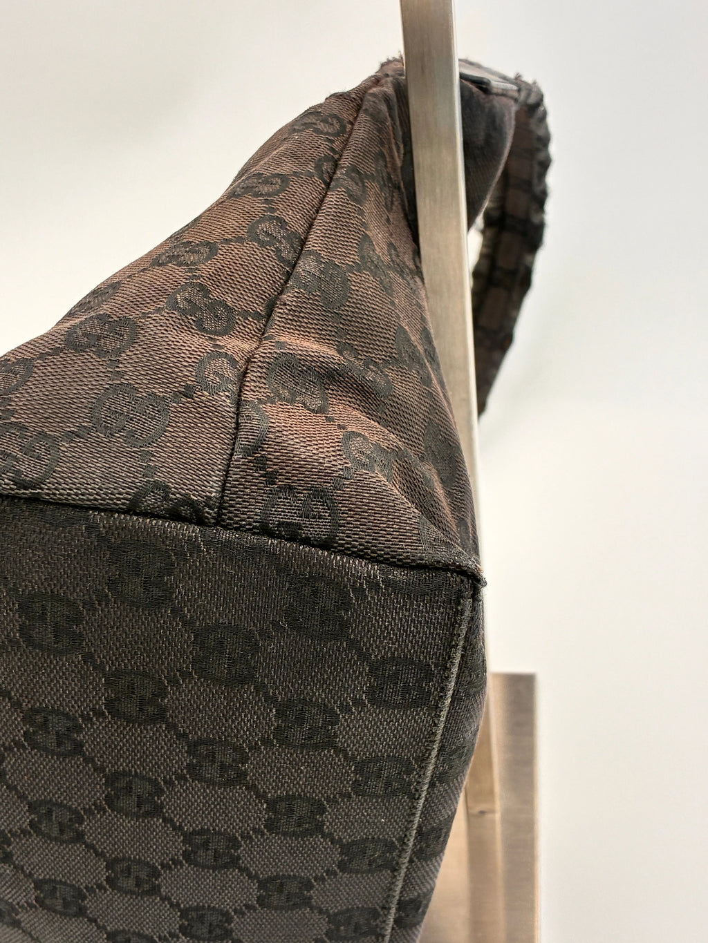 Preloved | Gucci Monogram Hobo Skuldertaske i Sort Canvas 2 Gucci