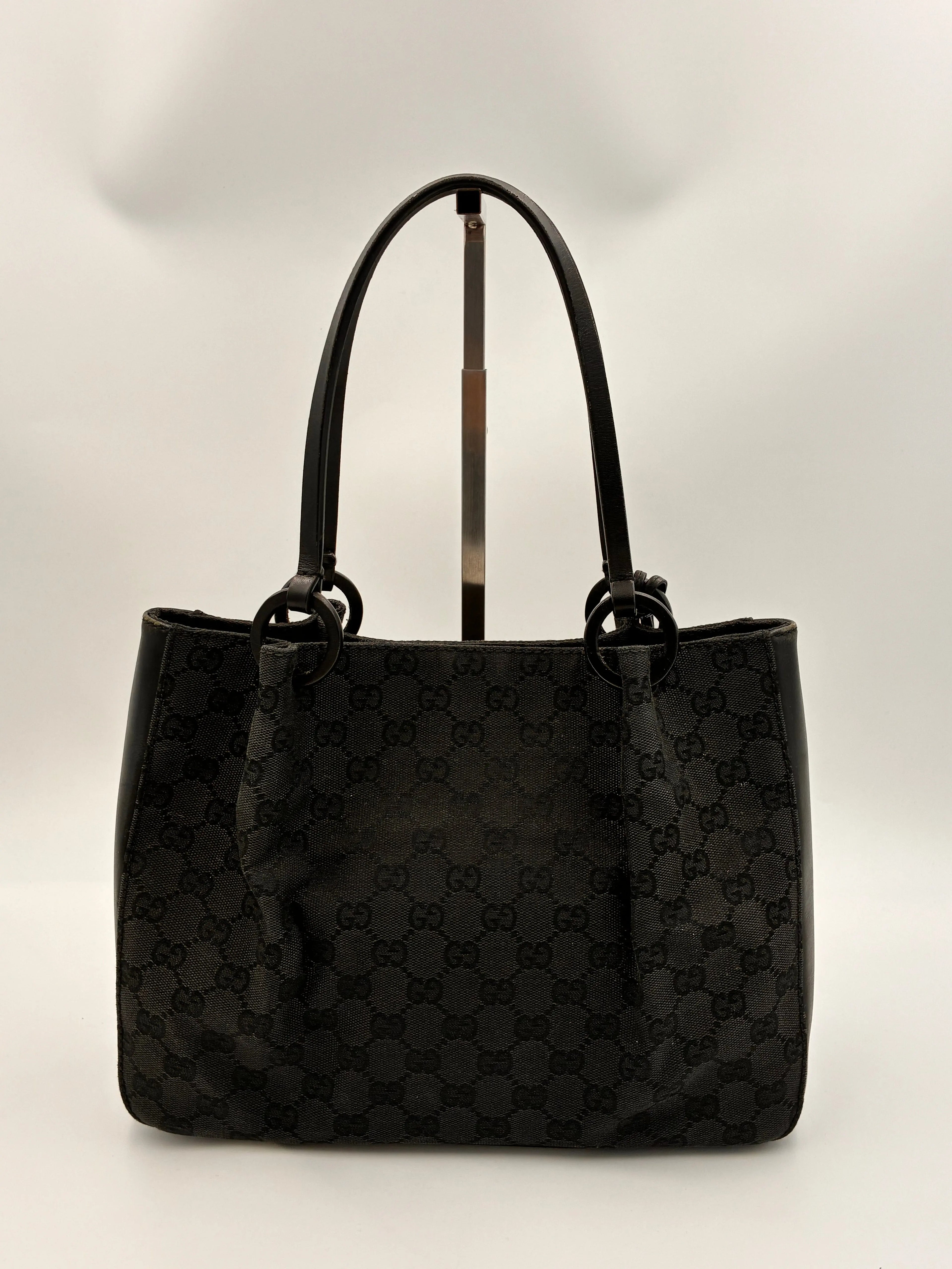 Preloved | Gucci Monogram Håndtaskte i Sort Canvas Gucci