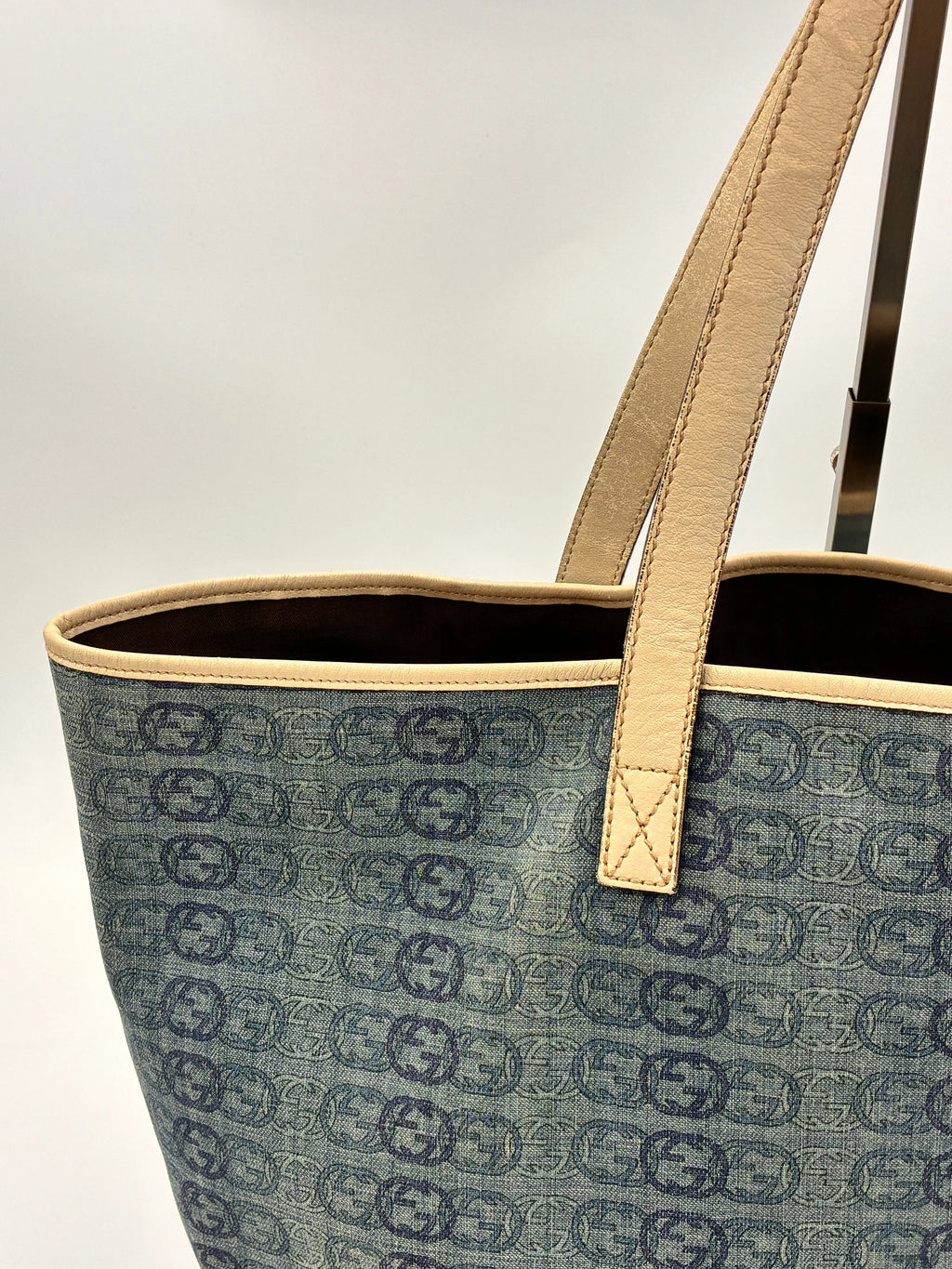 Preloved | Gucci Interlocking Monogram Totebag i Denim Canvas Gucci