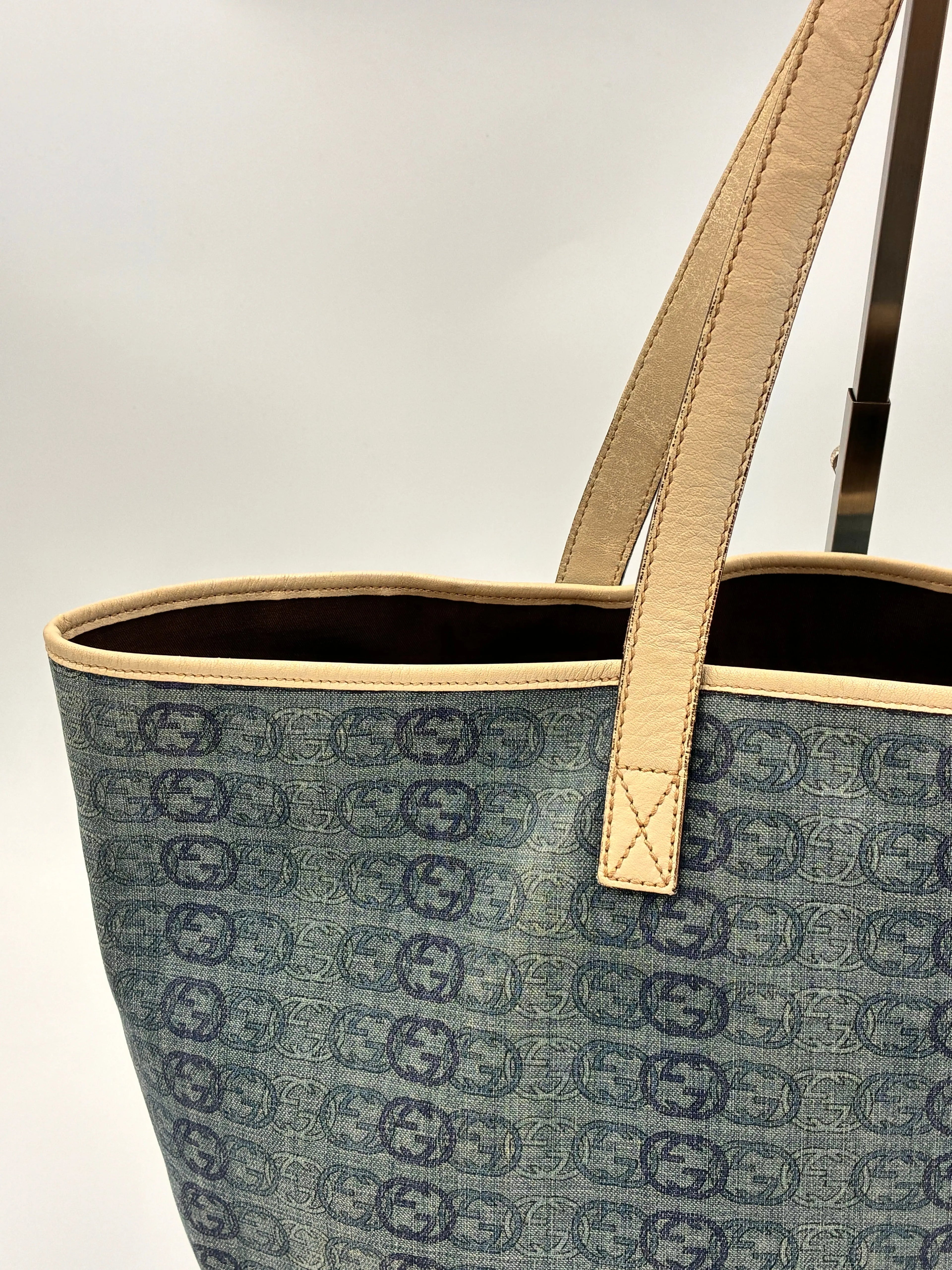 Preloved | Gucci Interlocking Monogram Totebag i Denim Canvas Gucci