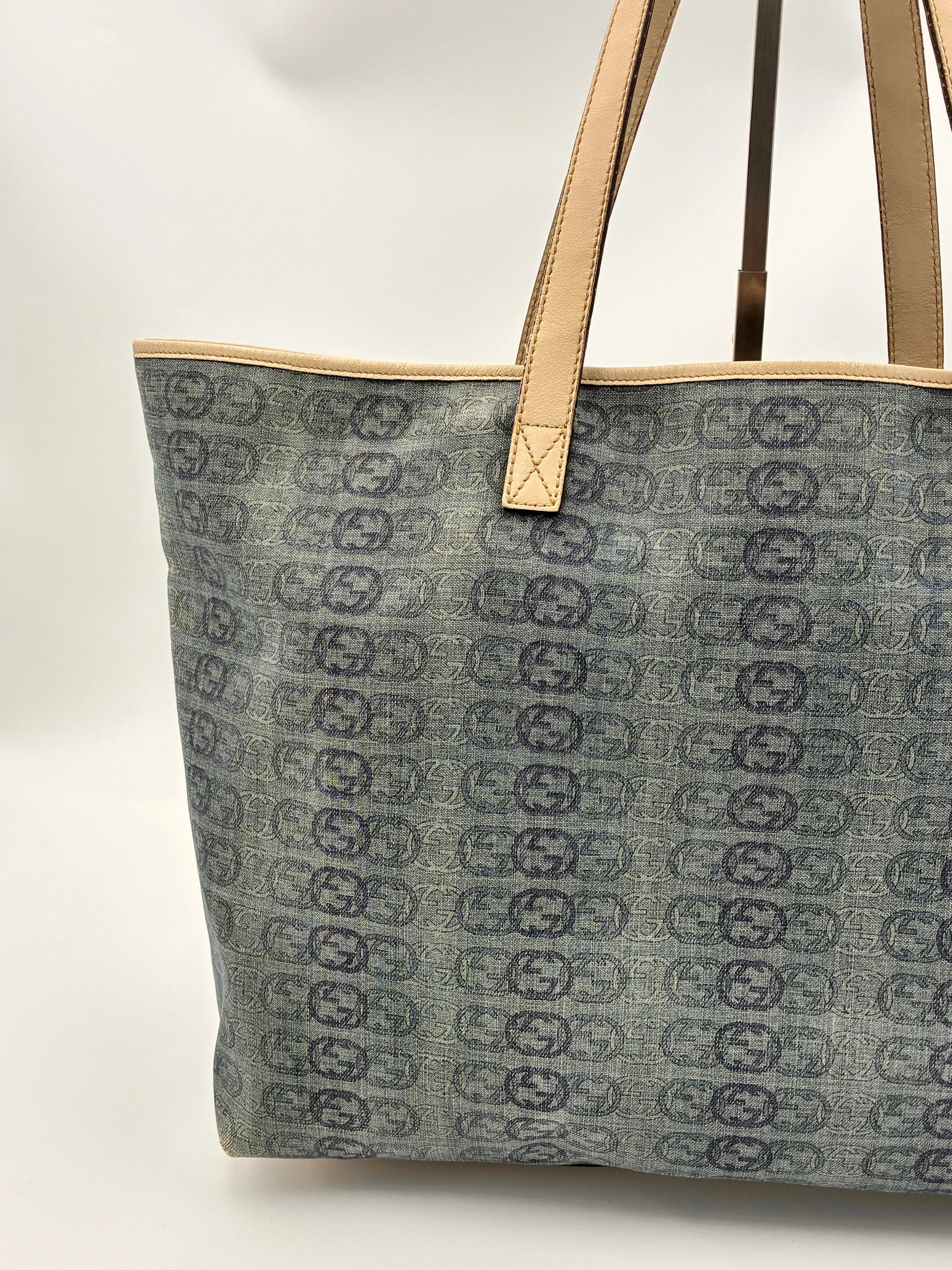 Preloved | Gucci Interlocking Monogram Totebag i Denim Canvas Gucci