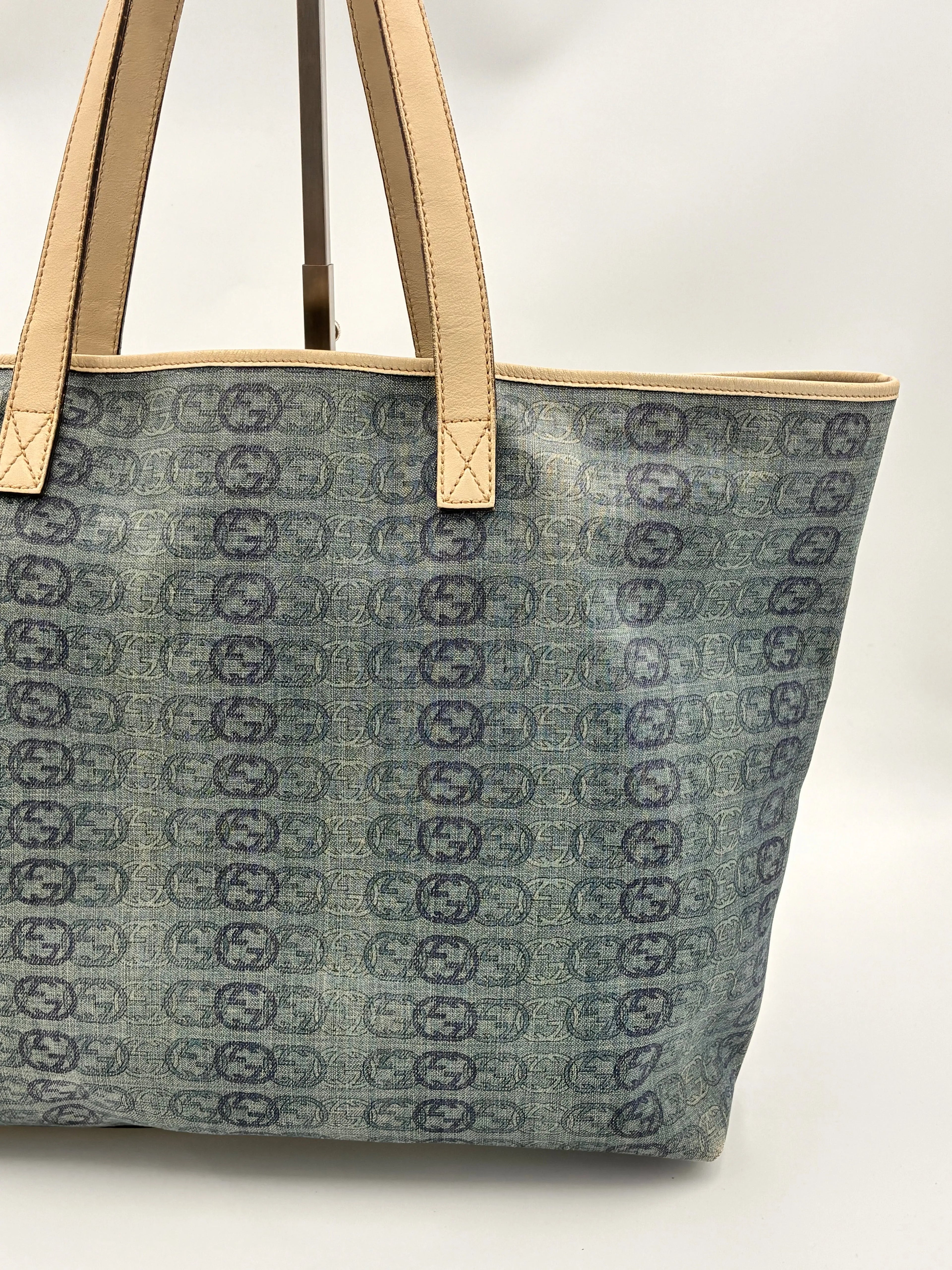 Preloved | Gucci Interlocking Monogram Totebag i Denim Canvas Gucci