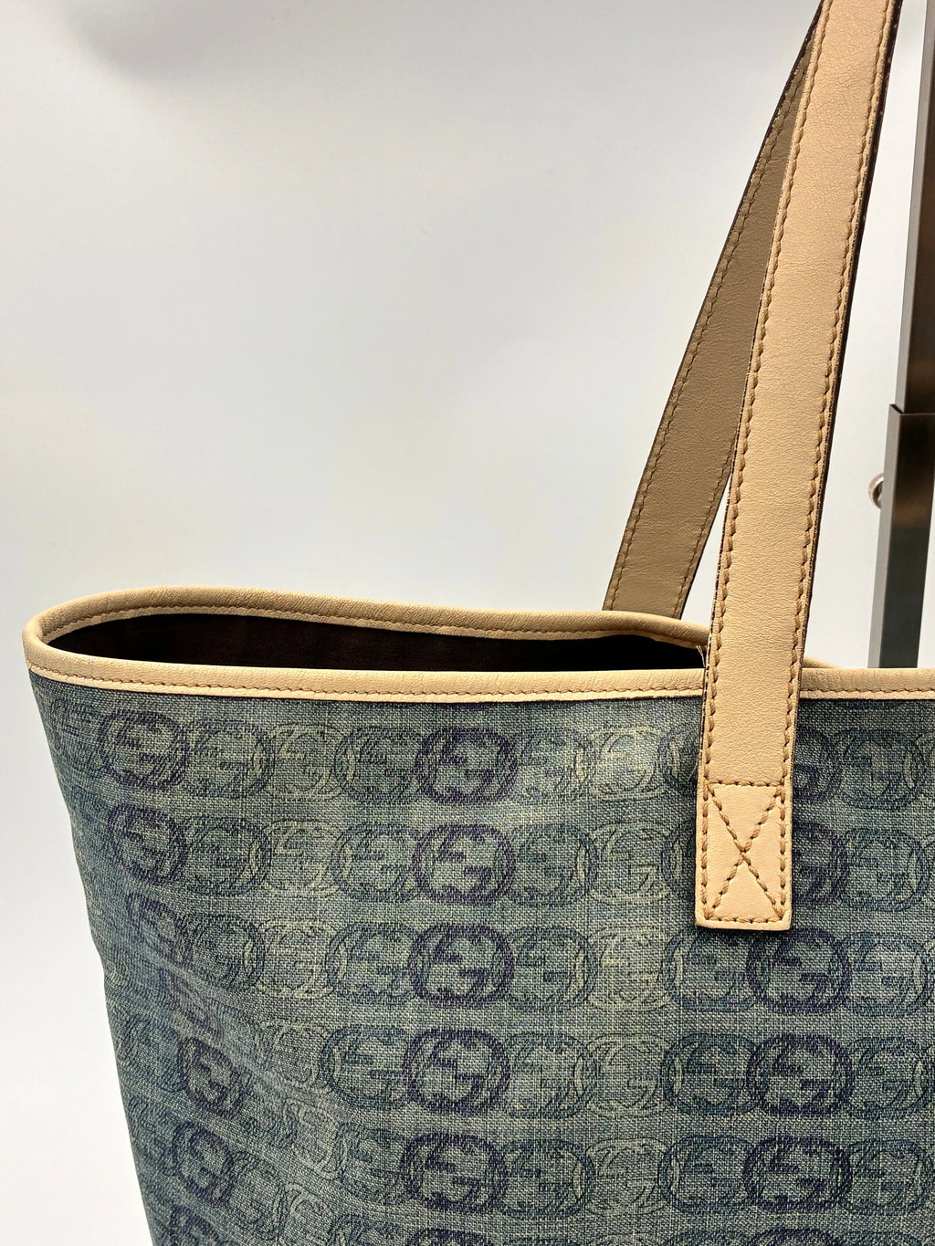 Preloved | Gucci Interlocking Monogram Totebag i Denim Canvas Gucci