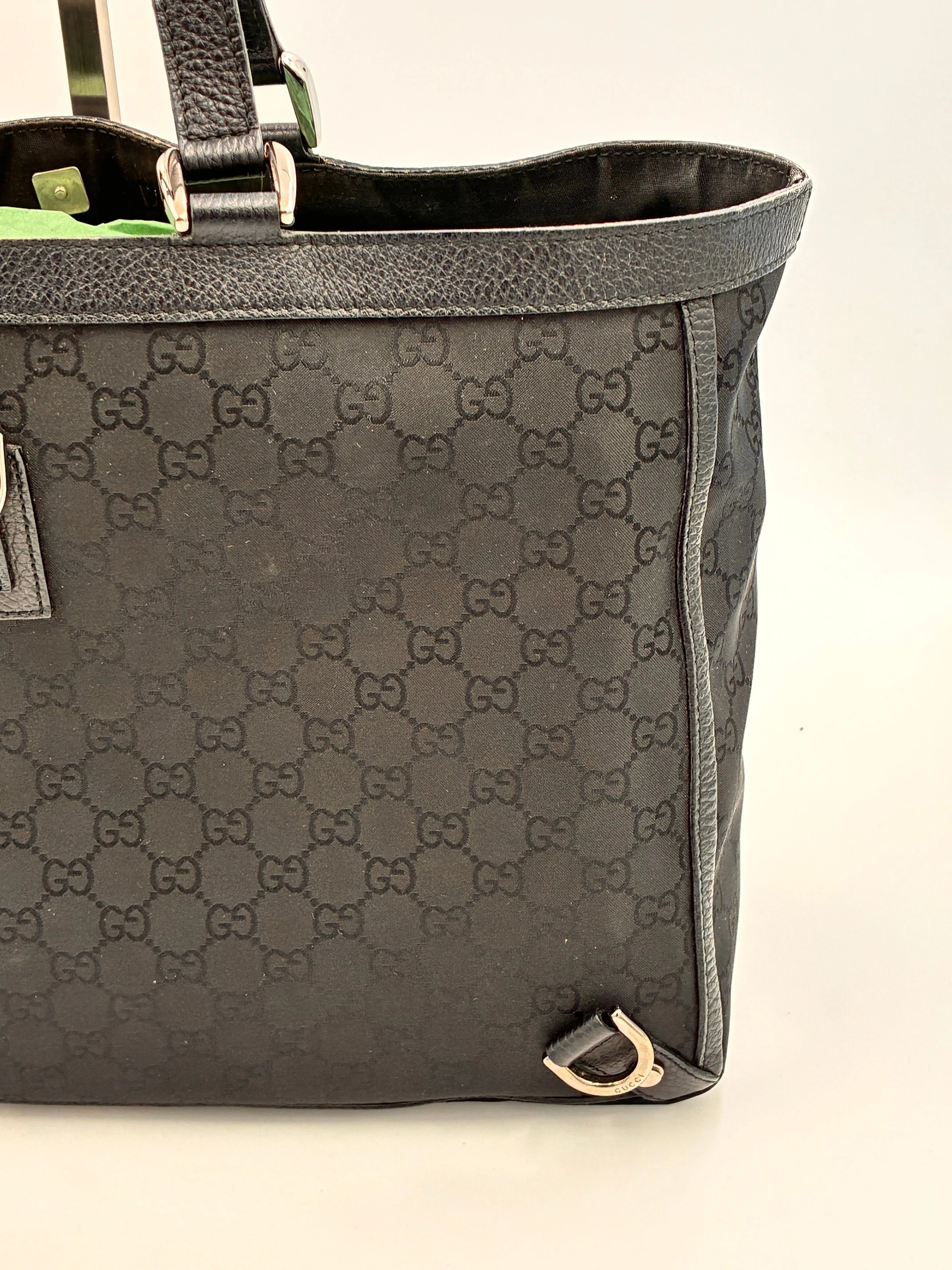 Preloved | Gucci Monogram Abbey D-ring Skuldertaske i Sort Canvas Gucci