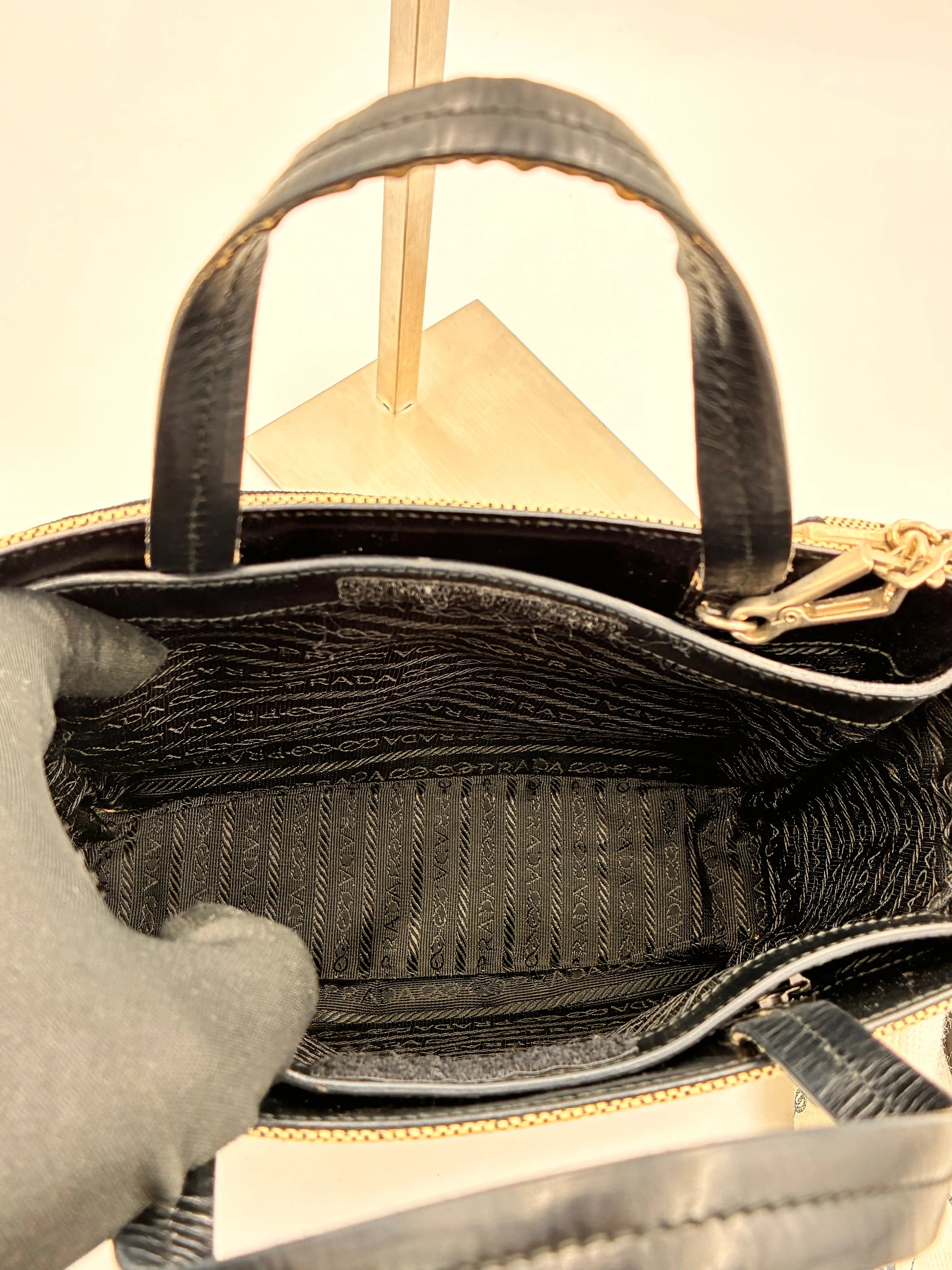 Preloved | Prada Håndtaske & Crossbody I Hvid & Sort Canvas Prada