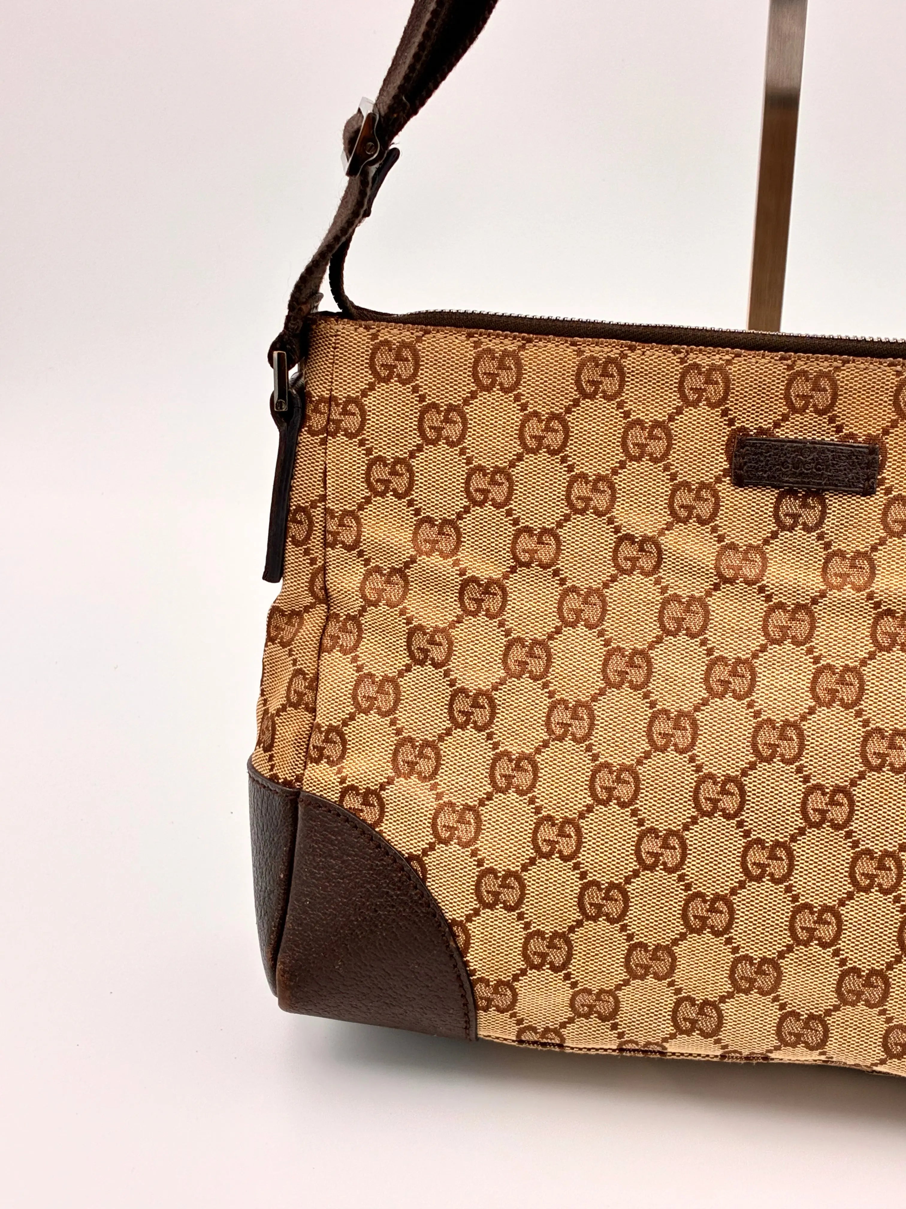 Preloved | Gucci Monogram Messenger Crossbody i Brun Canvas Gucci