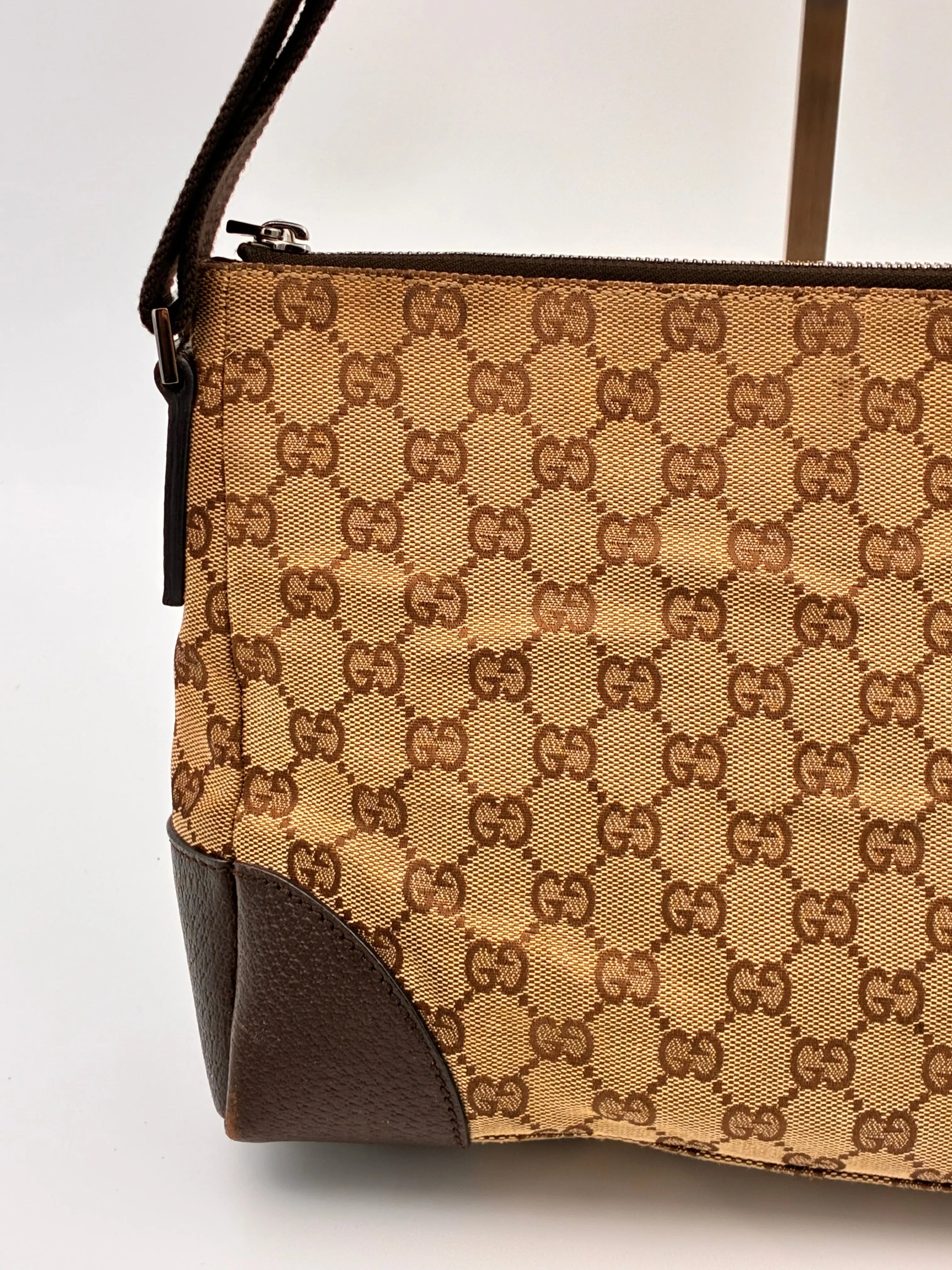 Preloved | Gucci Monogram Messenger Crossbody i Brun Canvas Gucci