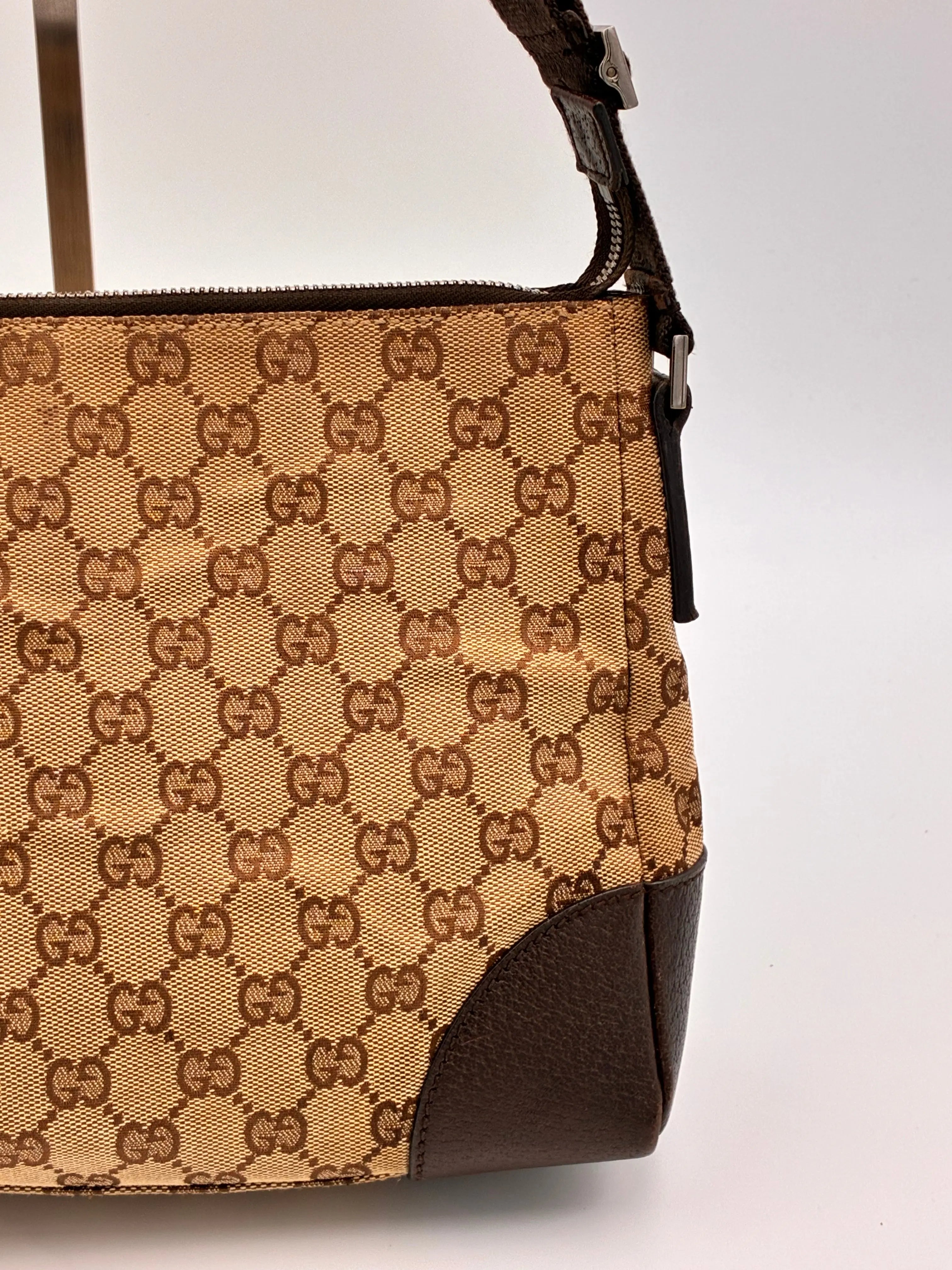 Preloved | Gucci Monogram Messenger Crossbody i Brun Canvas Gucci