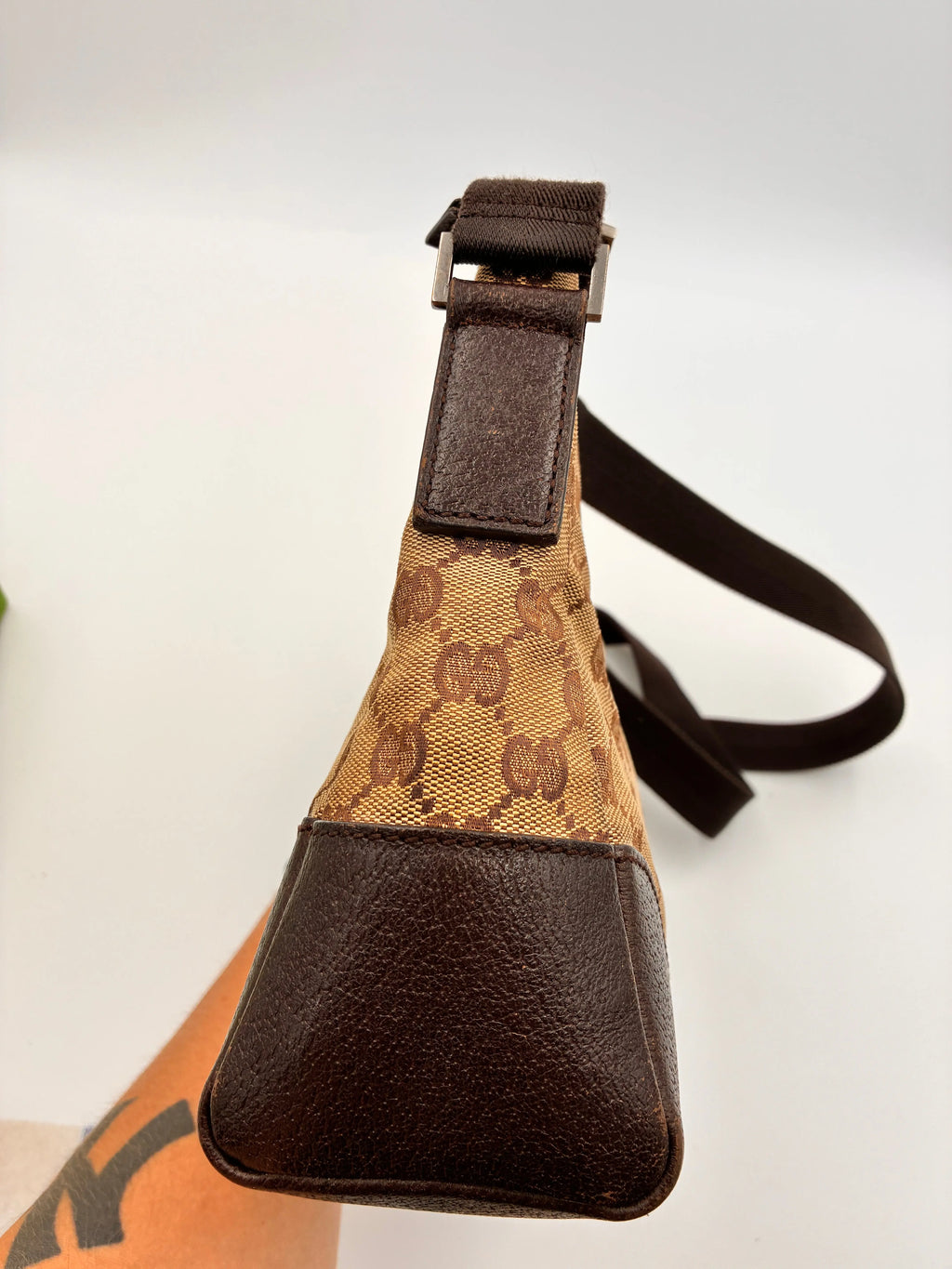 Preloved | Gucci Monogram Messenger Crossbody i Brun Canvas Gucci