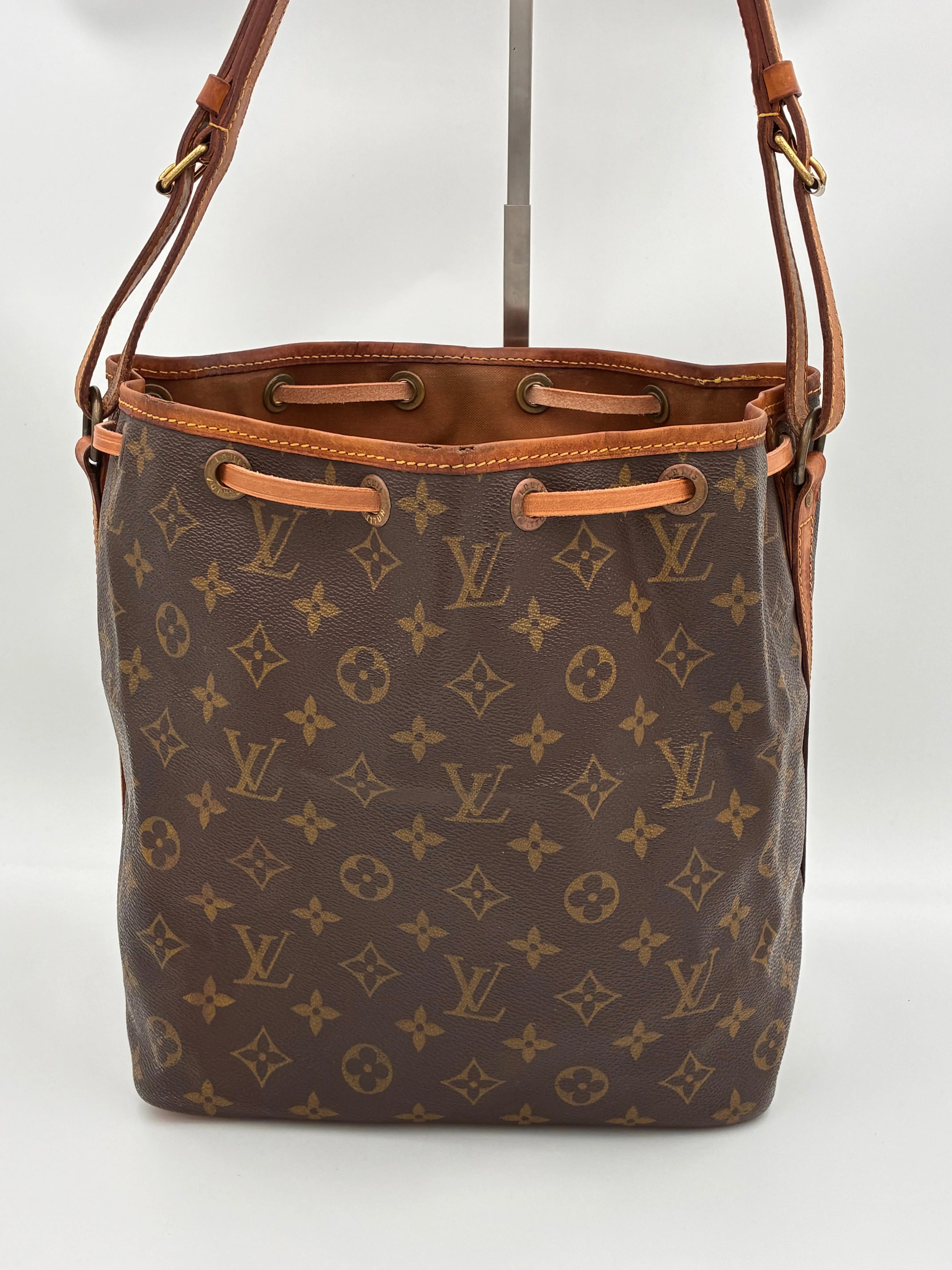Preloved | Louis Vuitton Monogram Petit Noé Louis Vuitton