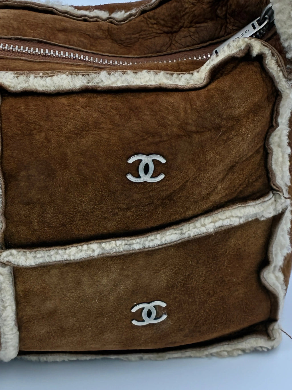 Preloved | Chanel Coco Mark Mouton Skuldertaske i Cognac Shearling Chanel