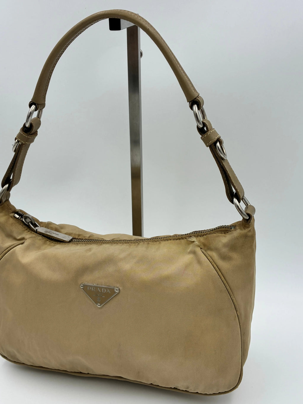 Preloved | Prada Nylon Skuldertaske i Beige Nylon Prada