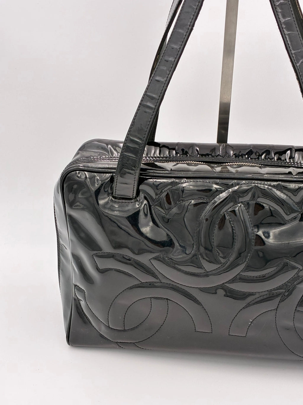 Preloved | Chanel Triple CC Håndtaske i Sort Laklæder Chanel