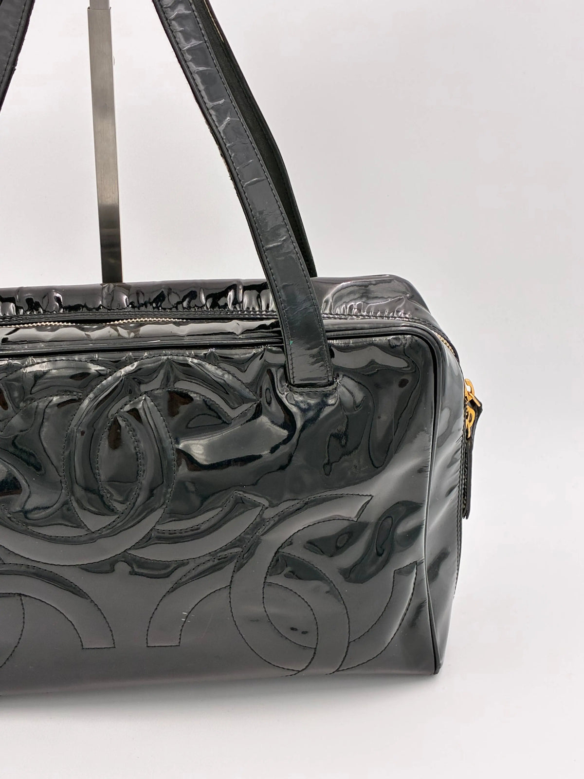 Preloved | Chanel Triple CC Håndtaske i Sort Laklæder Chanel