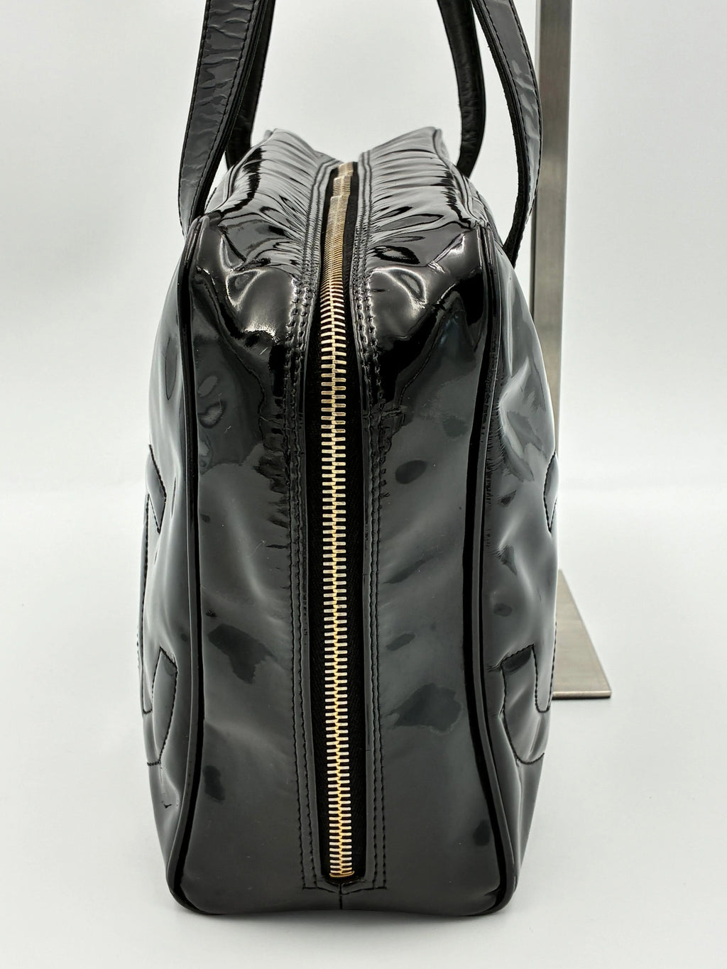 Preloved | Chanel Triple CC Håndtaske i Sort Laklæder Chanel