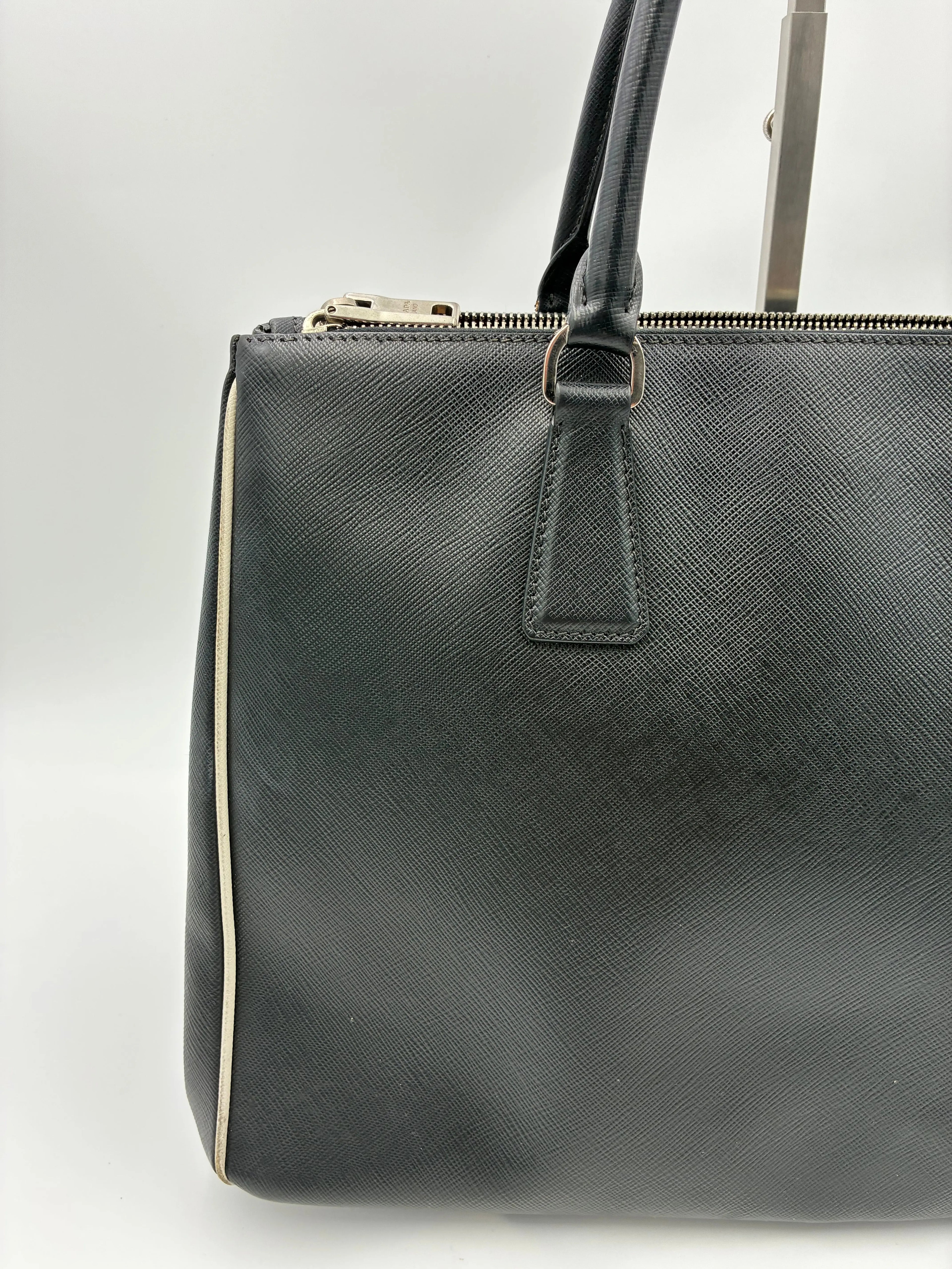 Preloved | Prada Galleria Håndtaske i Sort Saffiano Læder Prada